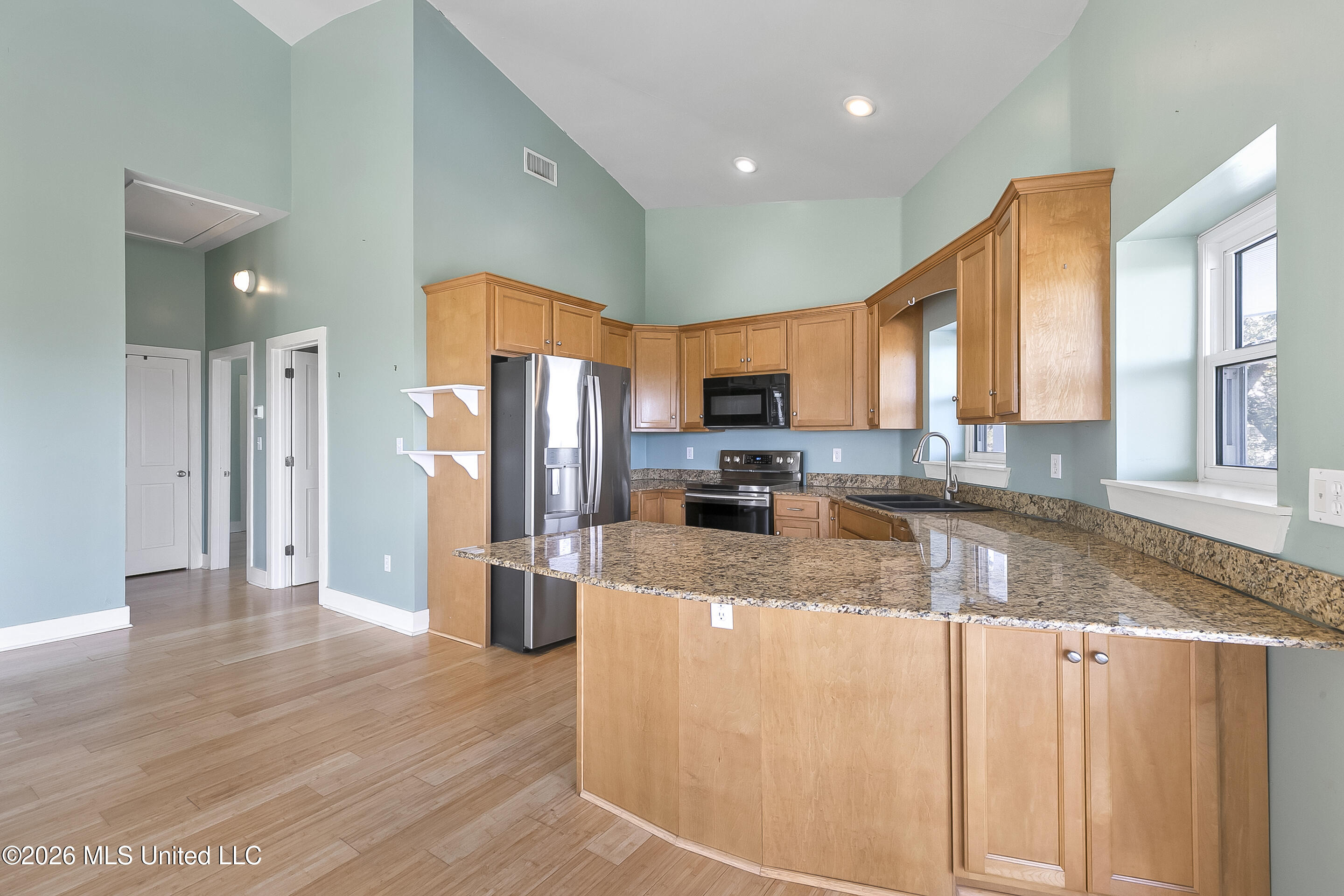 227 N Beach Boulevard Property Photo 16