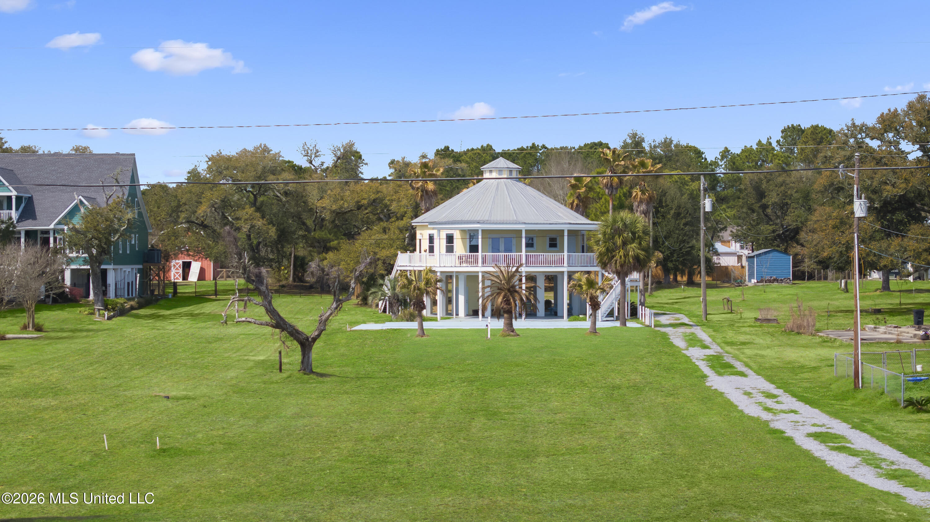 227 N Beach Boulevard Property Photo 34