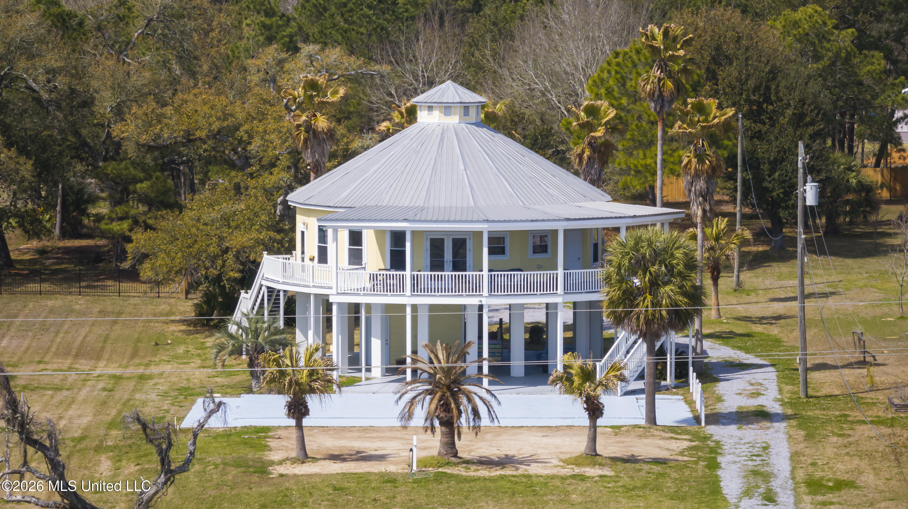 227 N Beach Boulevard Property Photo 35