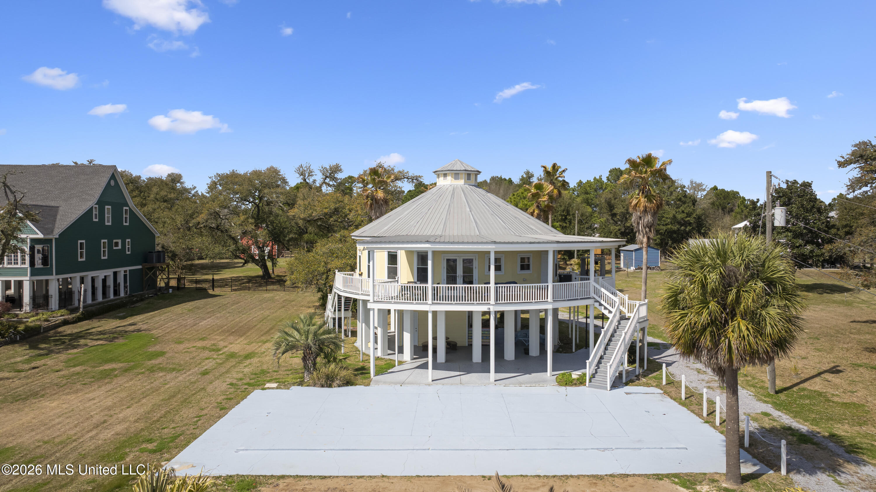 227 N Beach Boulevard Property Photo 37