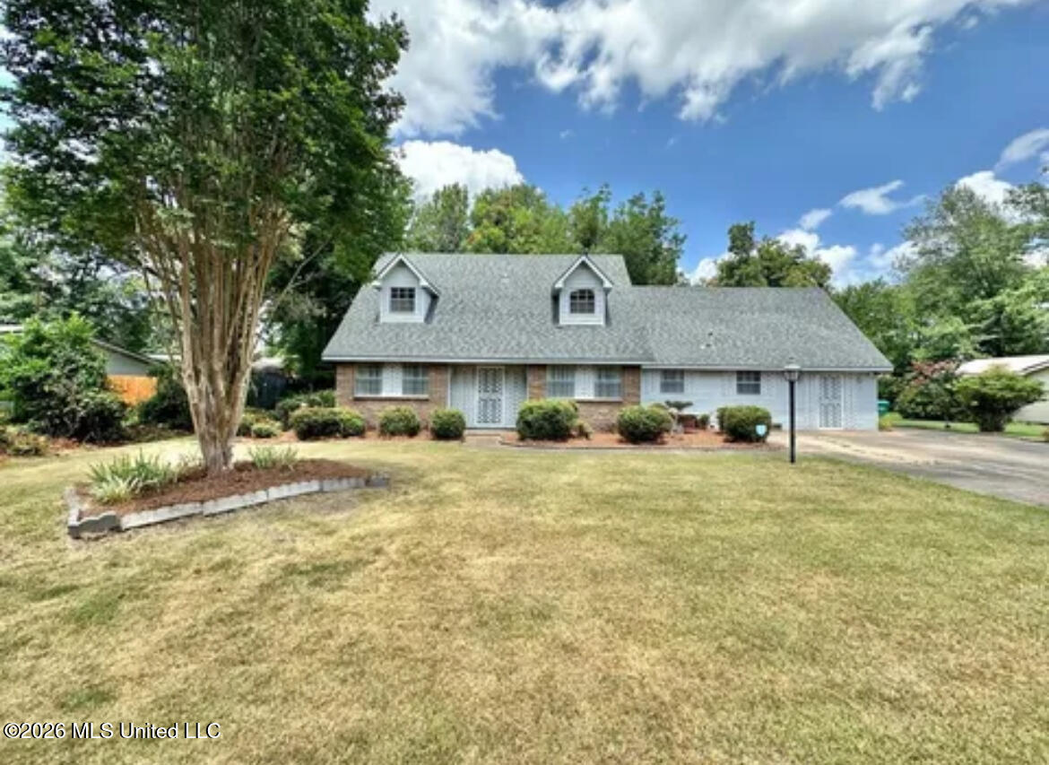 212 E Stevens Street Property Photo 1