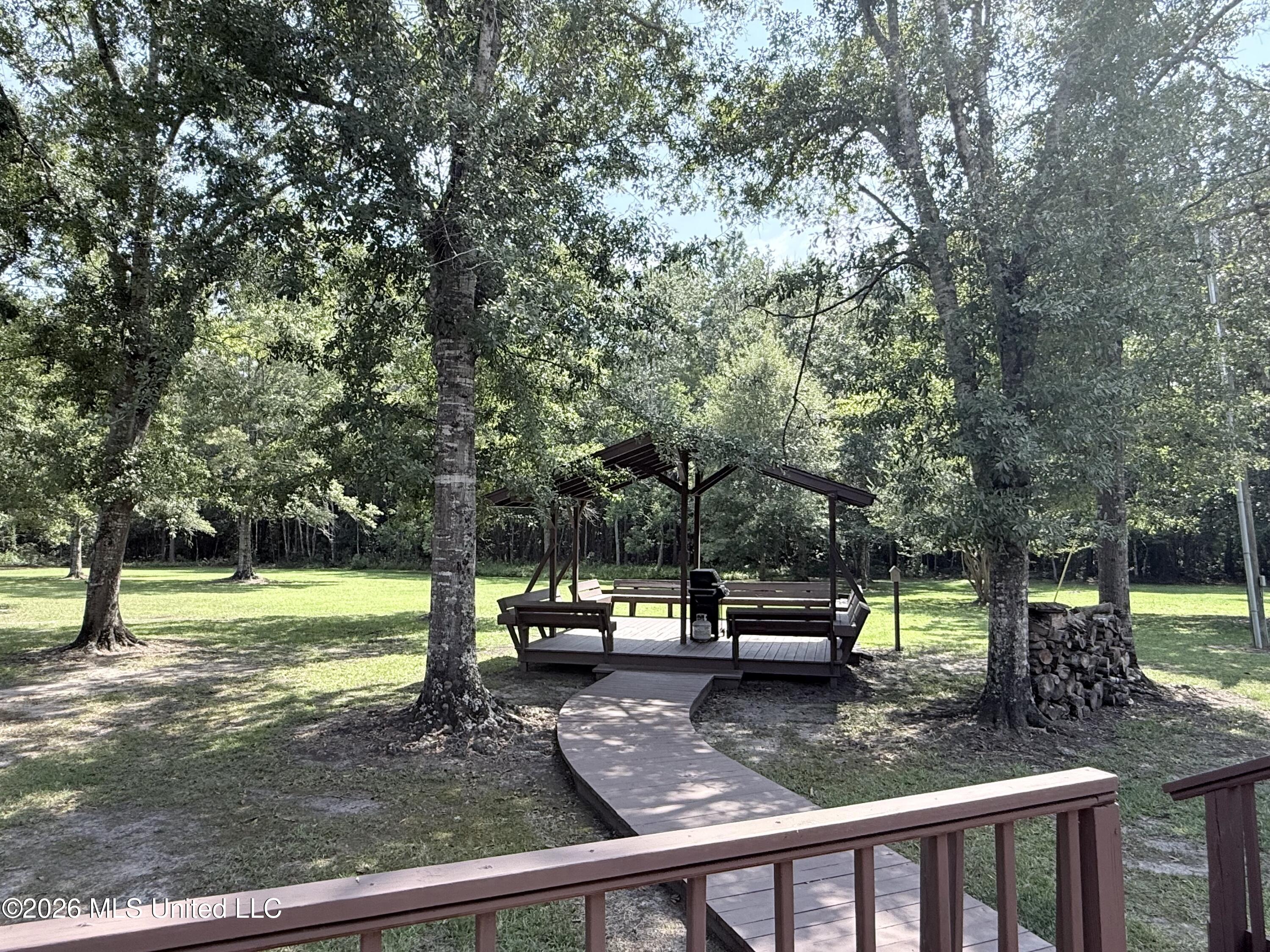6312 Bond Hill Road Property Photo 6