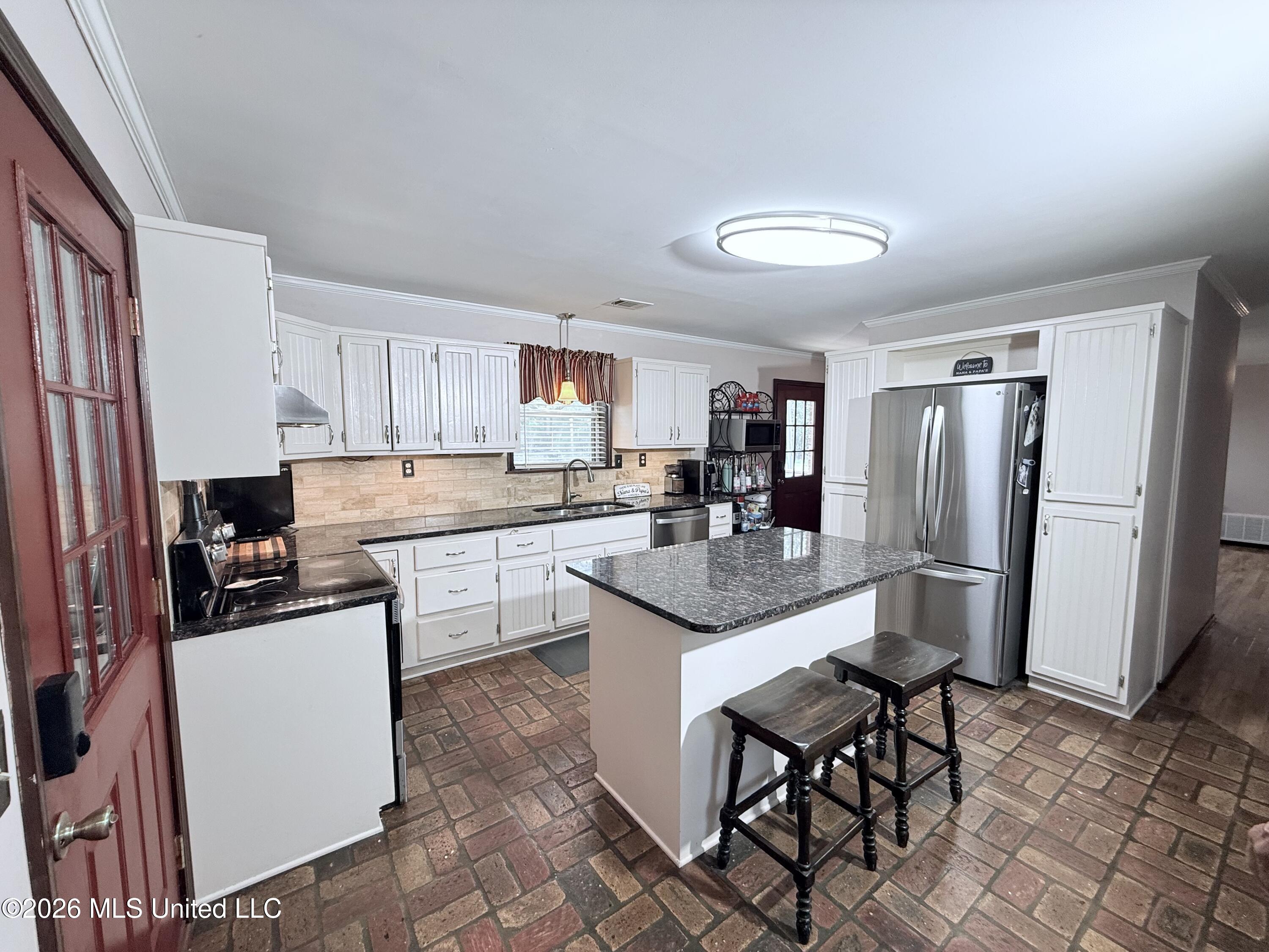 6312 Bond Hill Road Property Photo 14