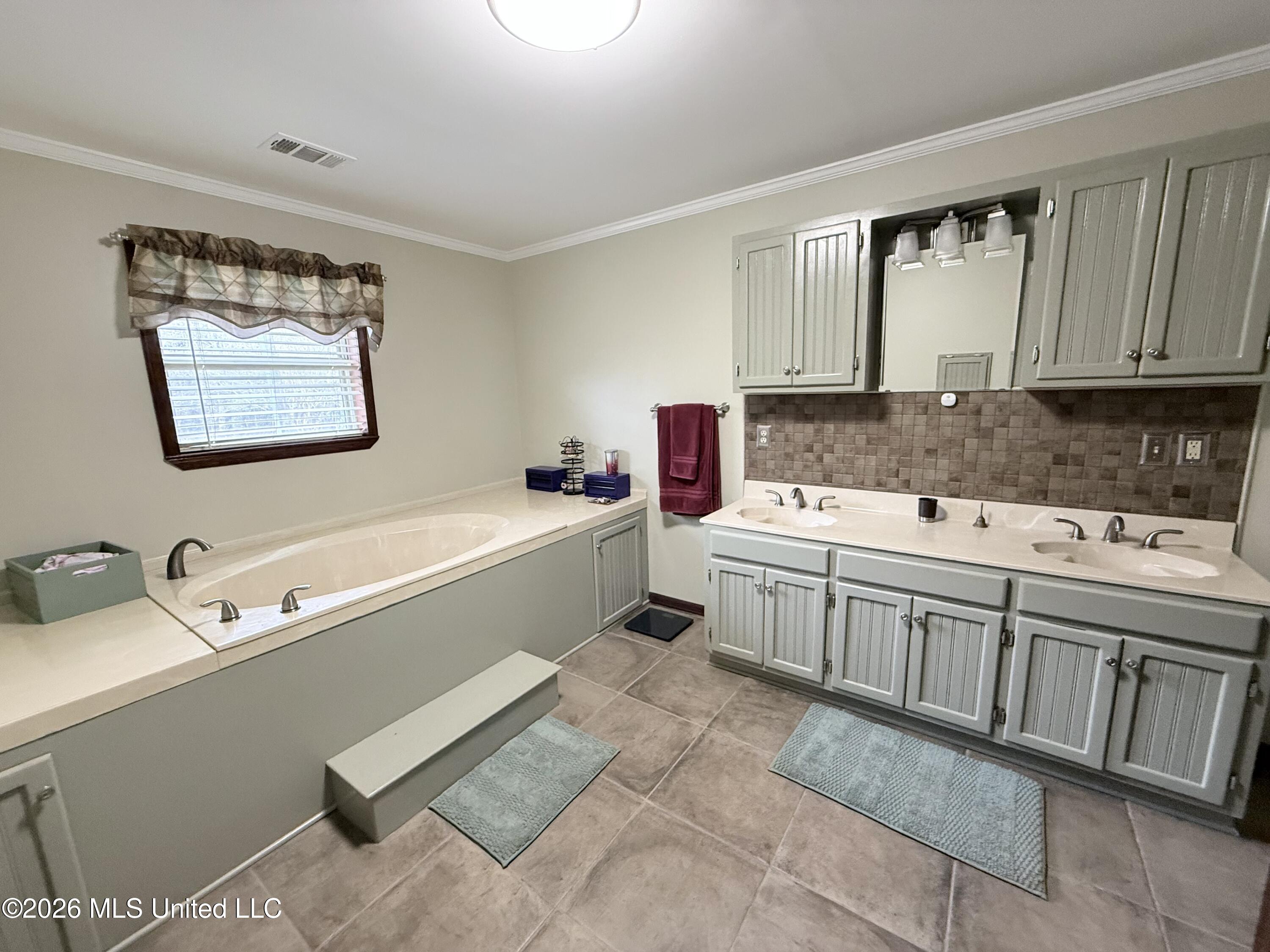 6312 Bond Hill Road Property Photo 28