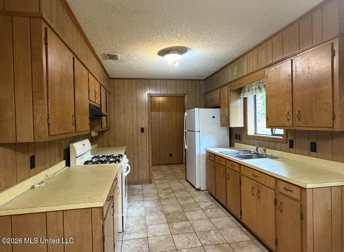 314 Pinehurst Circle Property Photo 10
