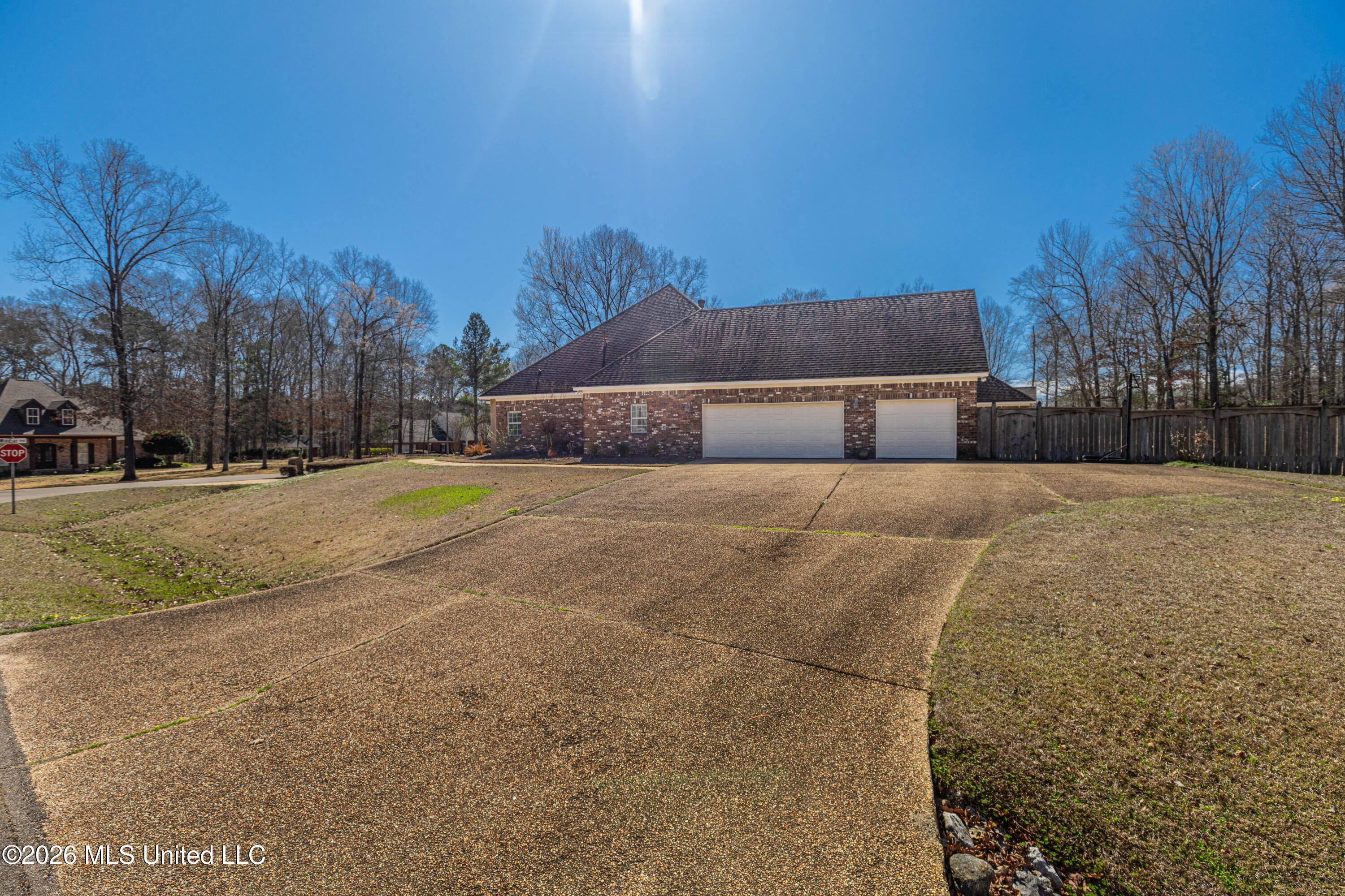 122 Windsor Boulevard Property Photo 10