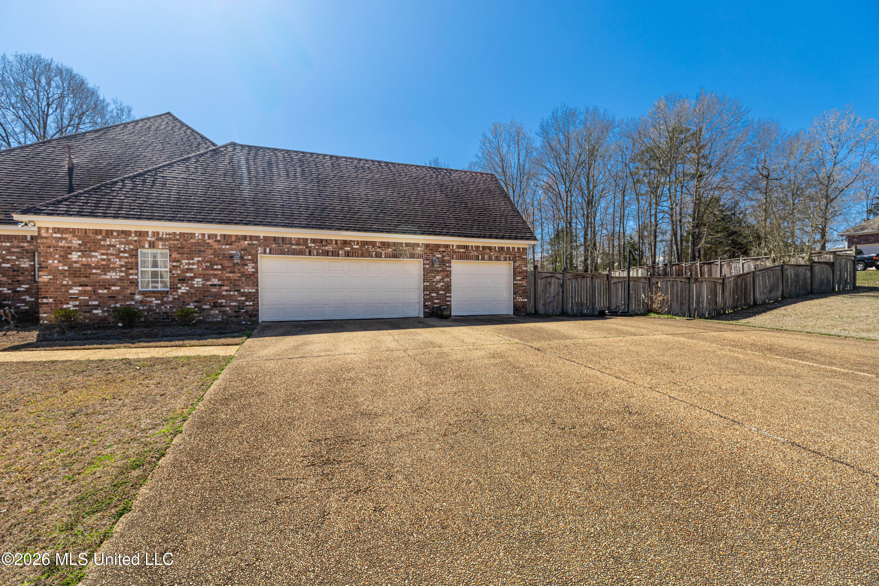 122 Windsor Boulevard Property Photo 11