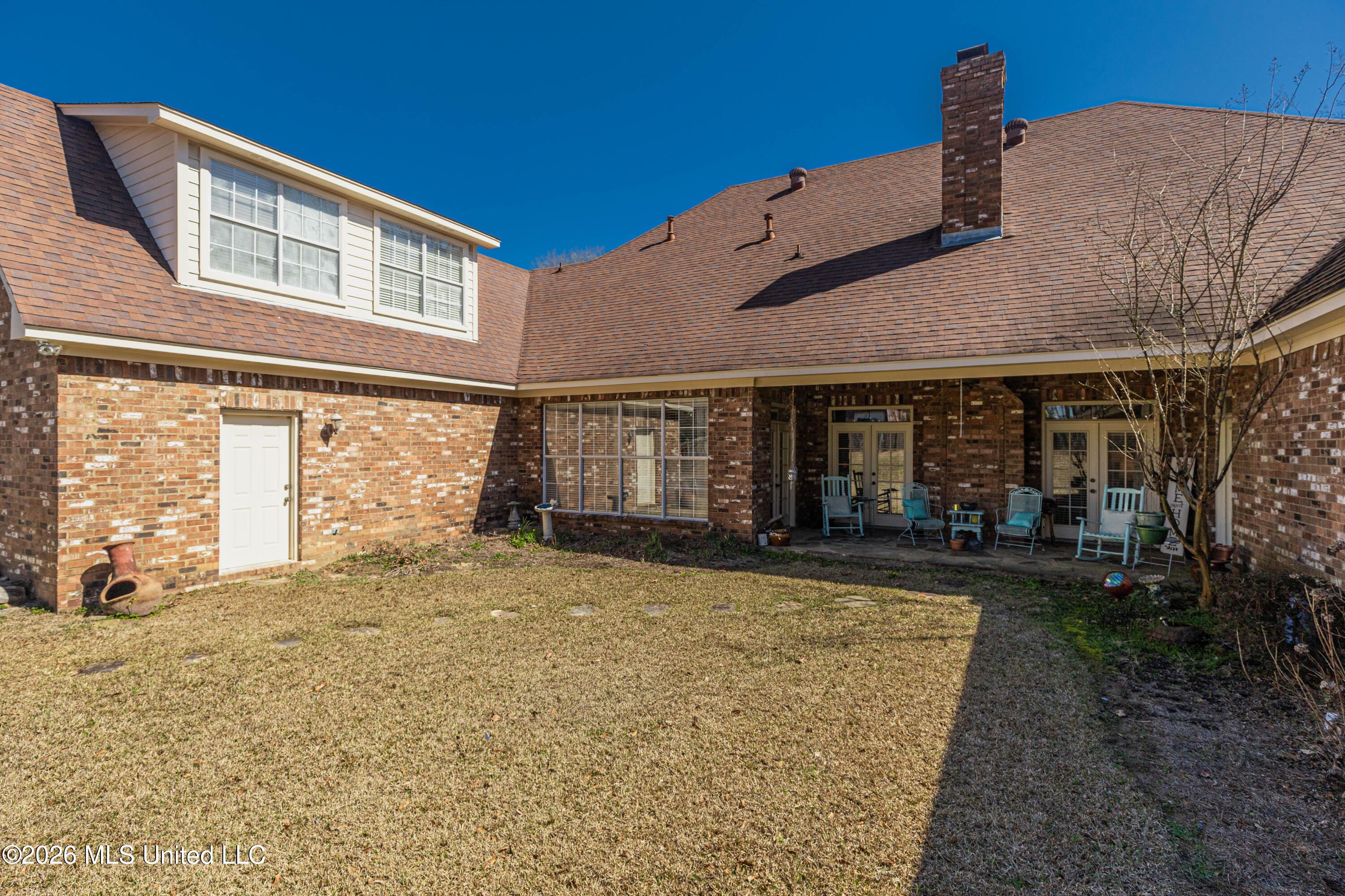 122 Windsor Boulevard Property Photo 17