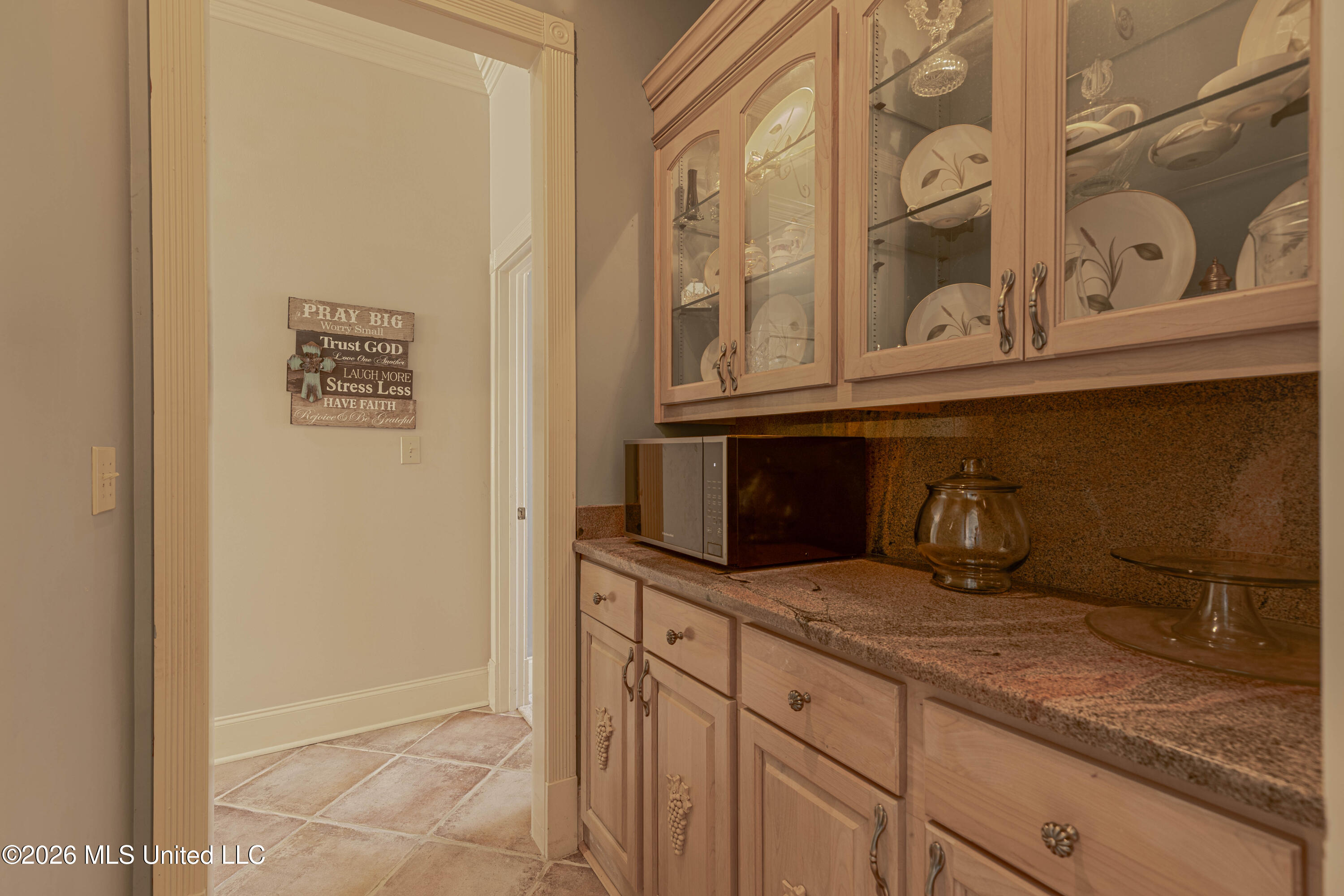 122 Windsor Boulevard Property Photo 37