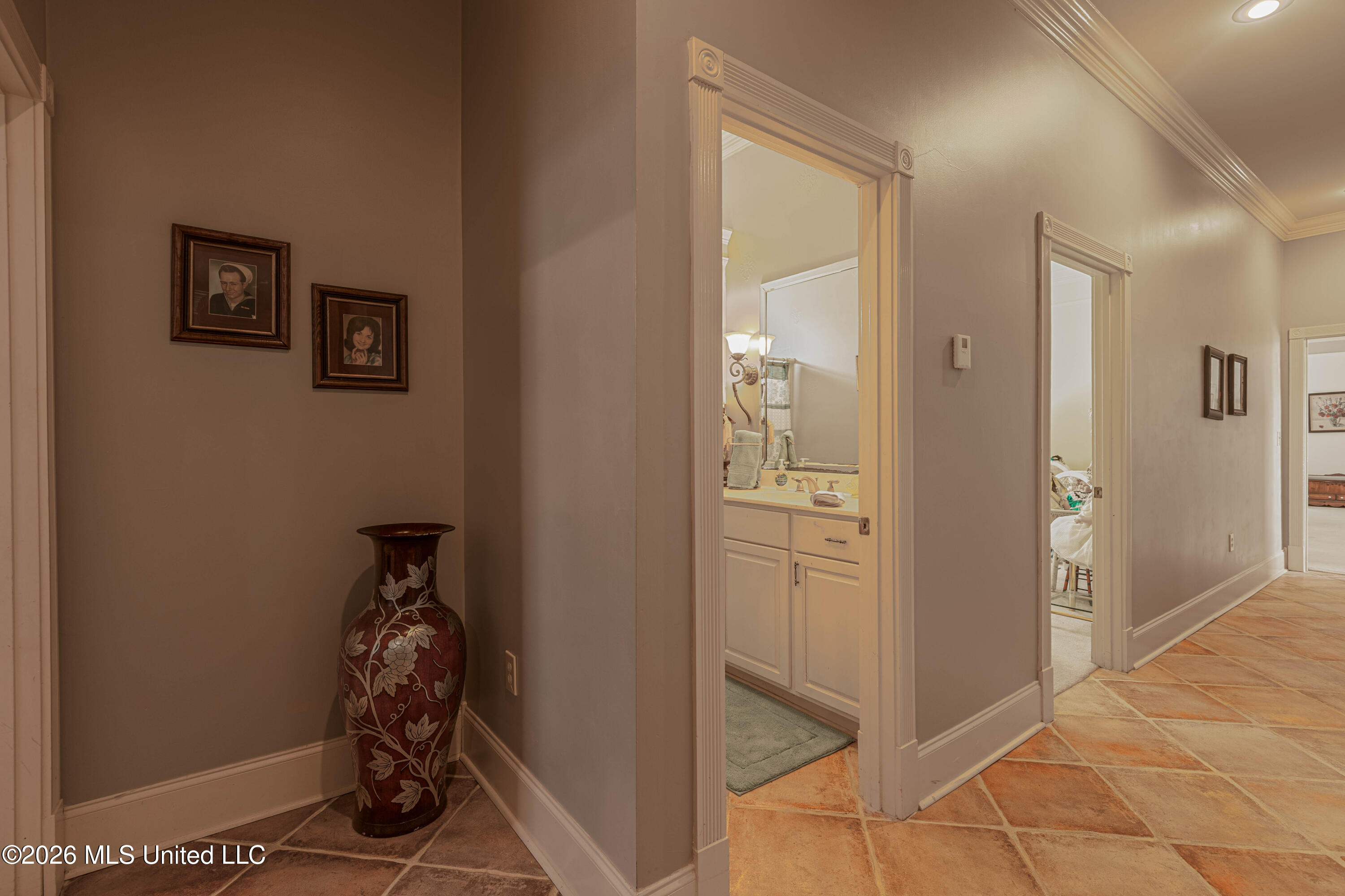 122 Windsor Boulevard Property Photo 54