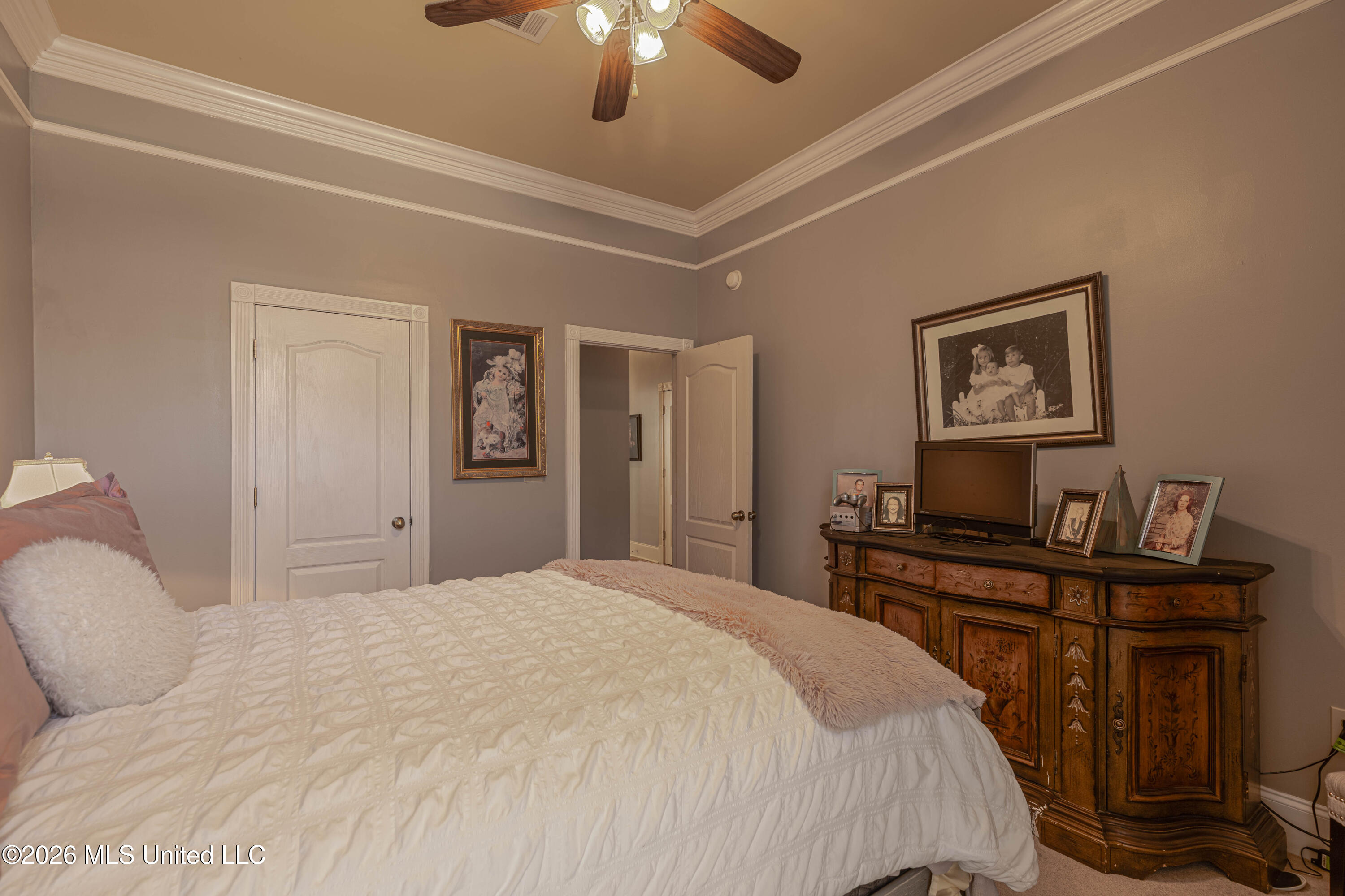 122 Windsor Boulevard Property Photo 58