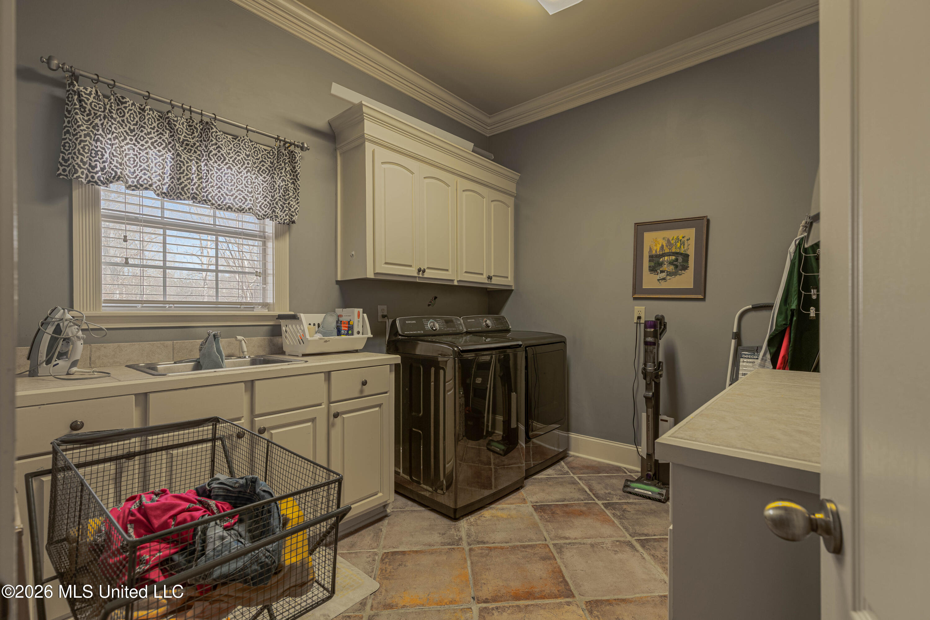 122 Windsor Boulevard Property Photo 79
