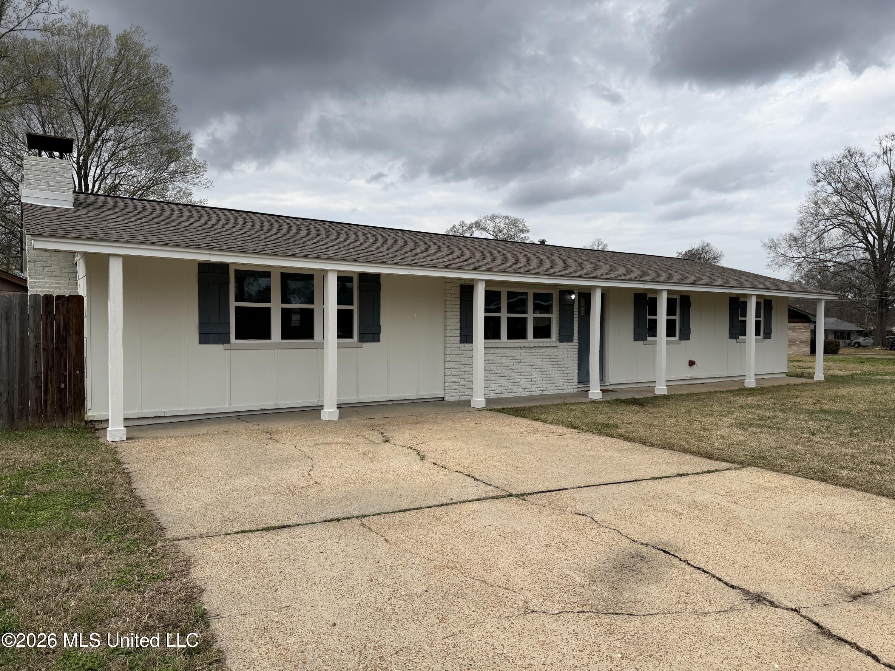 453 Marilyn Drive Property Photo 1