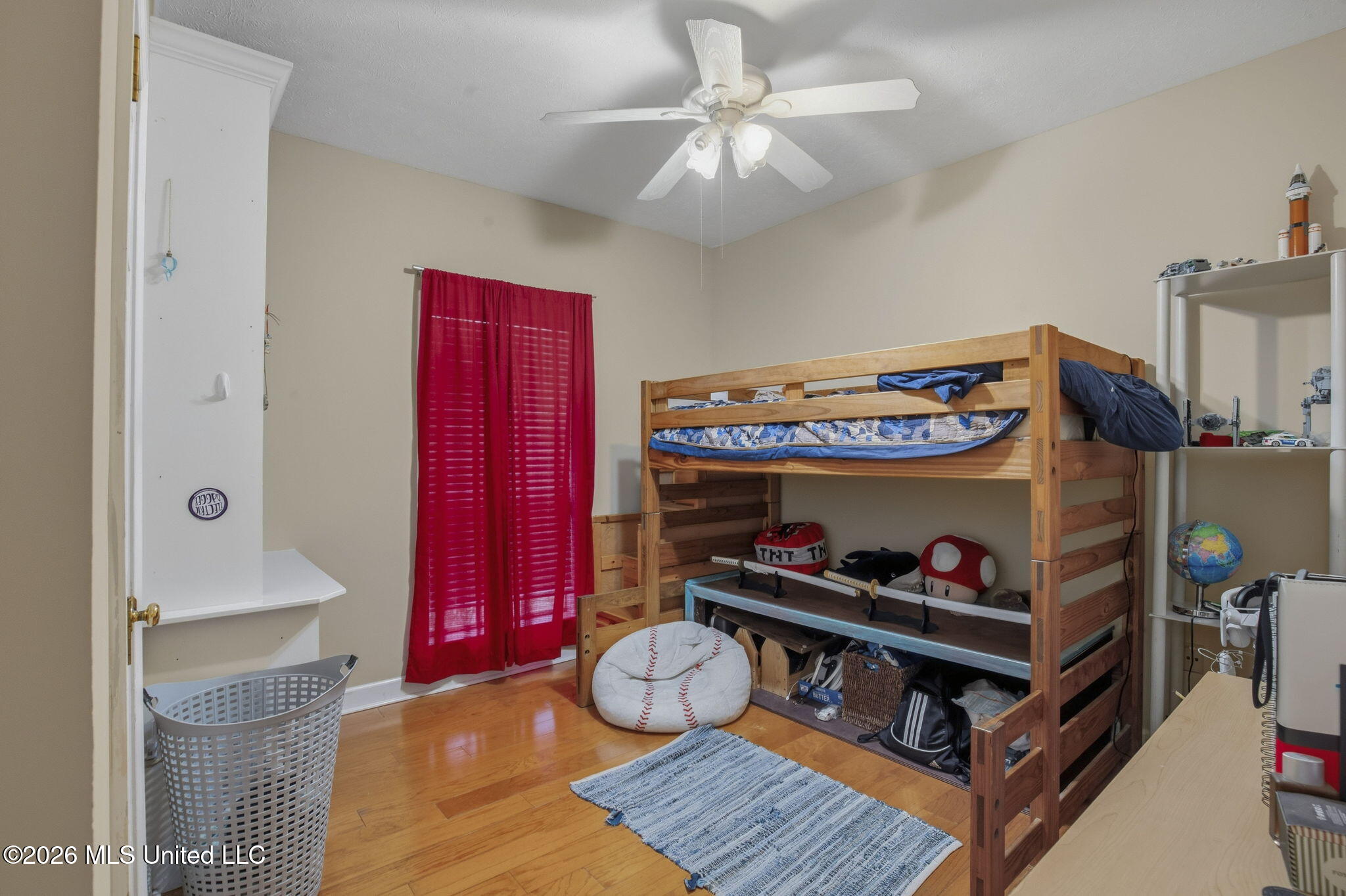 180 Woodlands Cove Property Photo 20