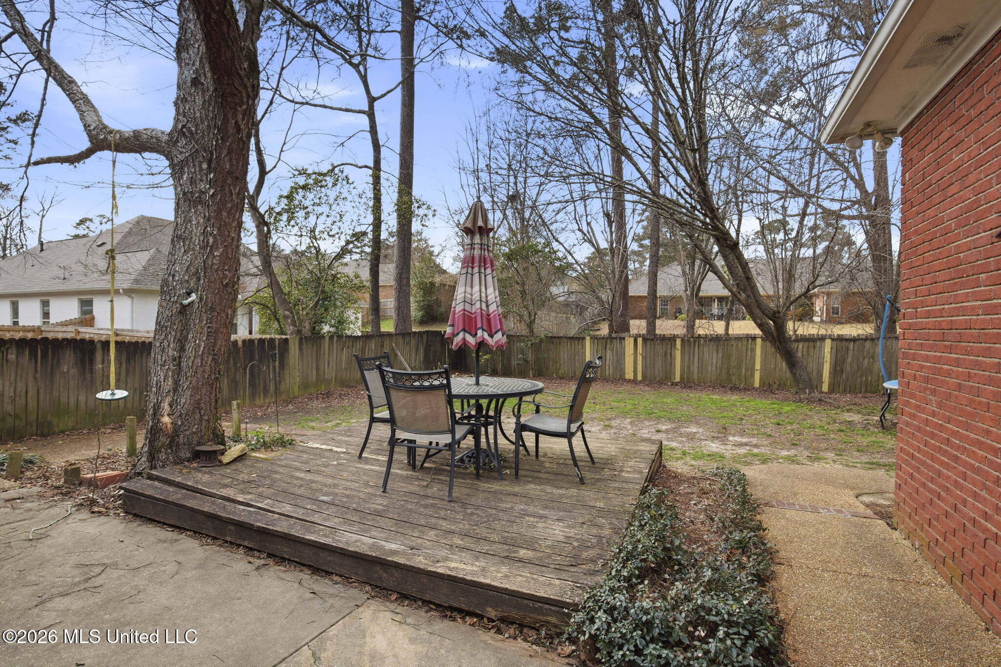 180 Woodlands Cove Property Photo 30