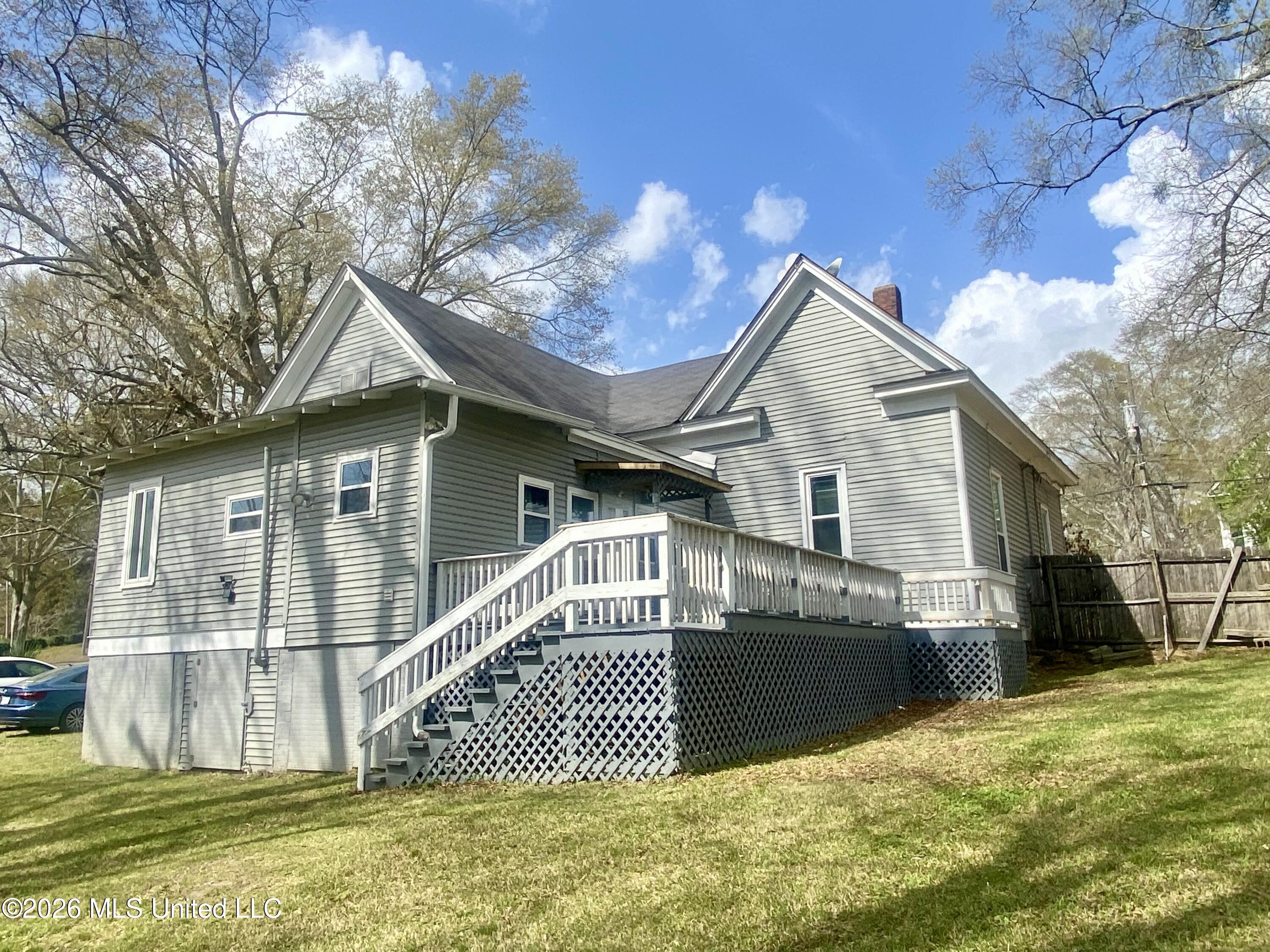 106 Ainsworth Street Property Photo 6