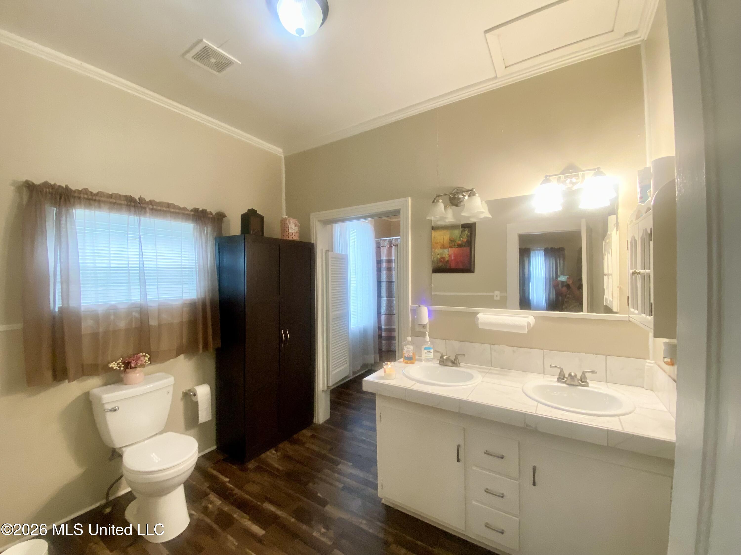 106 Ainsworth Street Property Photo 40