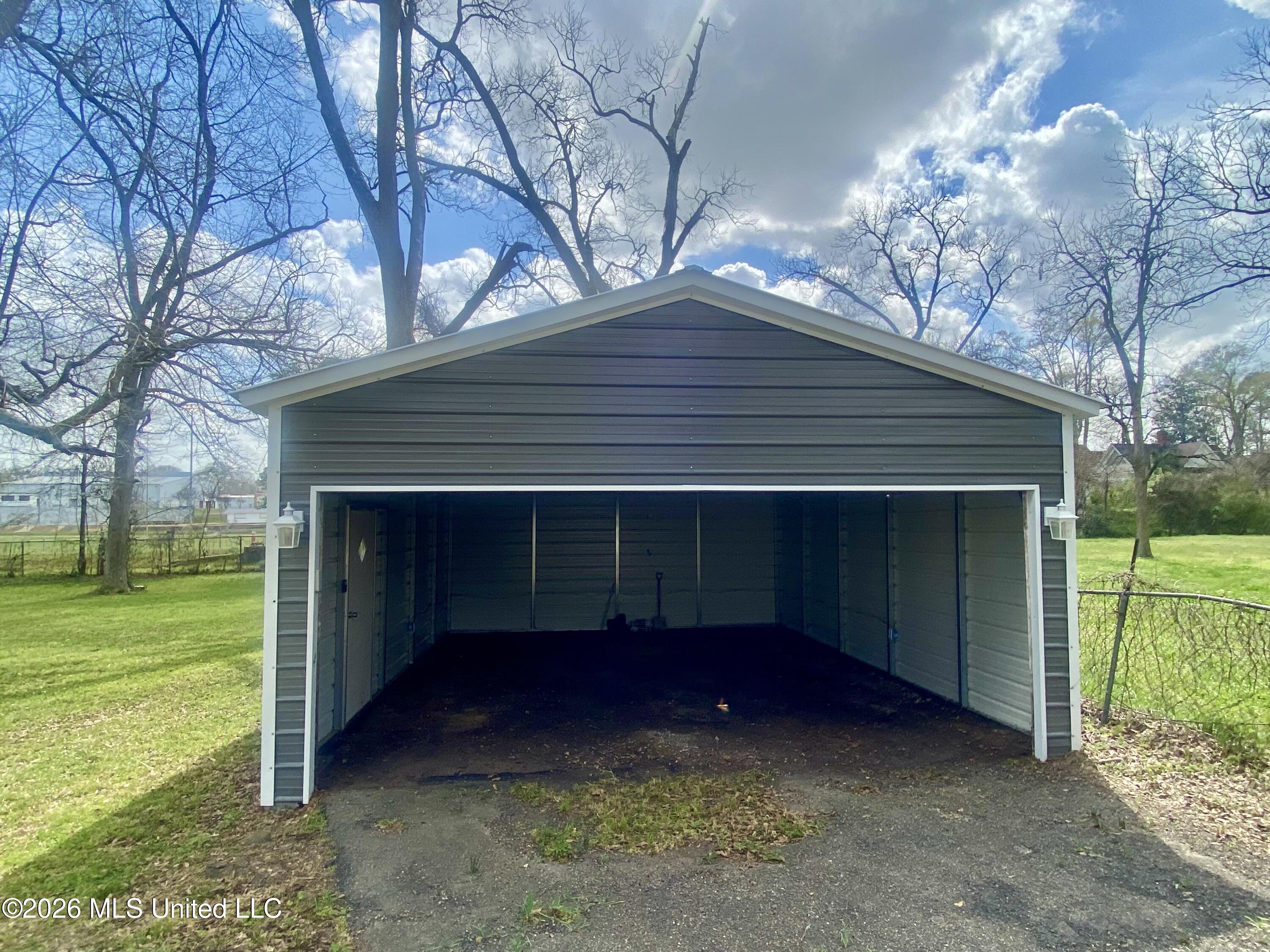 106 Ainsworth Street Property Photo 46