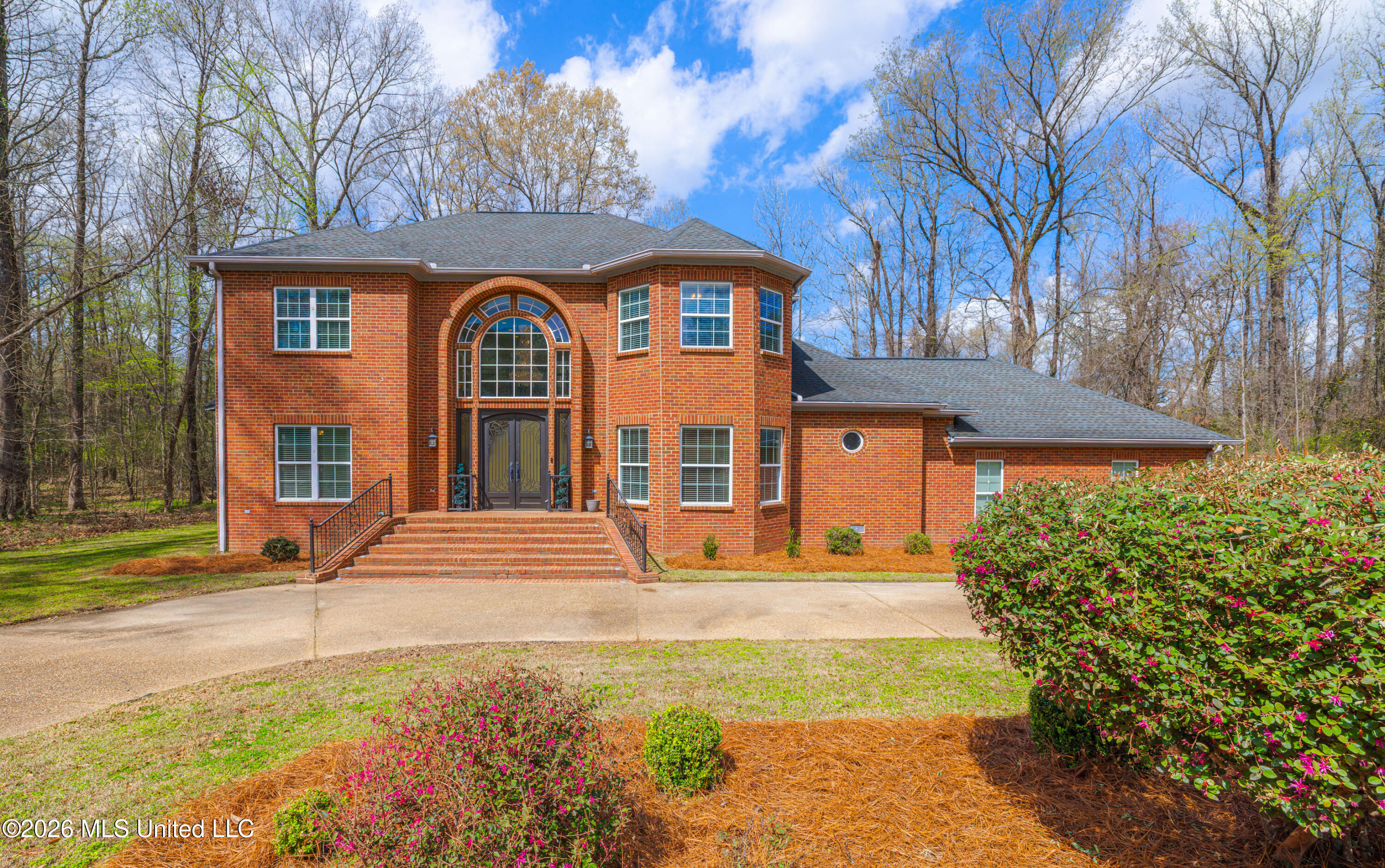 2 Atlanta Cove Property Photo 3
