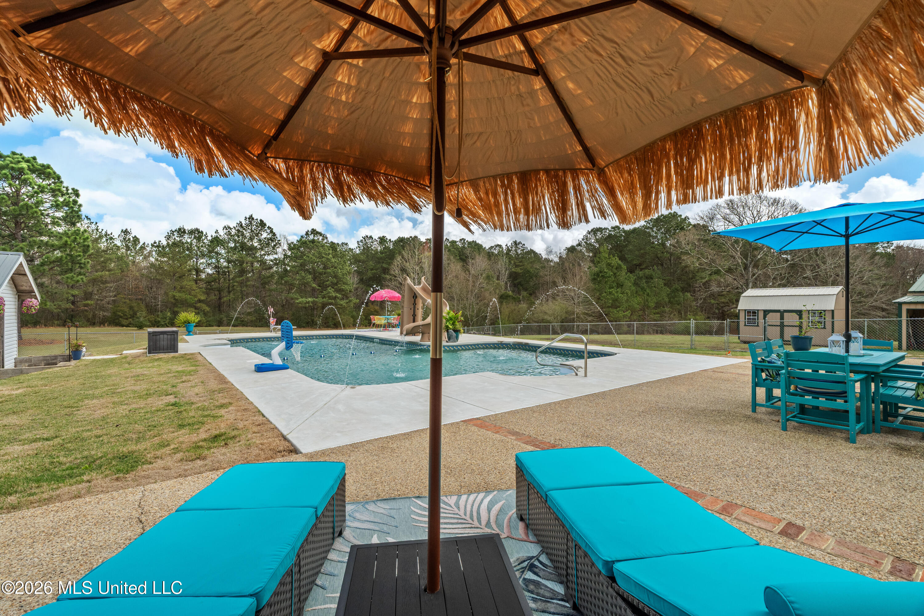 152 Highway 42 Property Photo 2