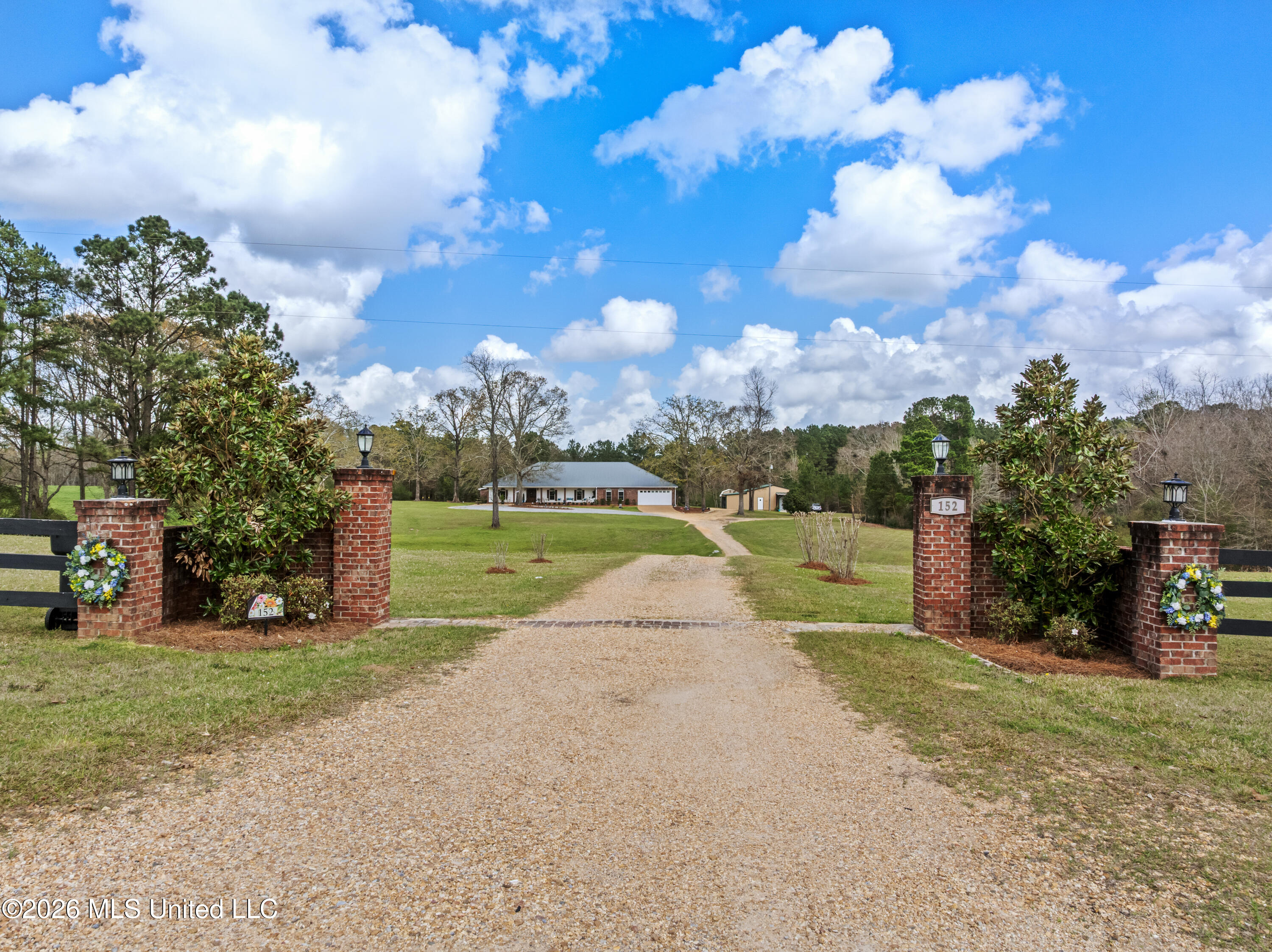 152 Highway 42 Property Photo 6
