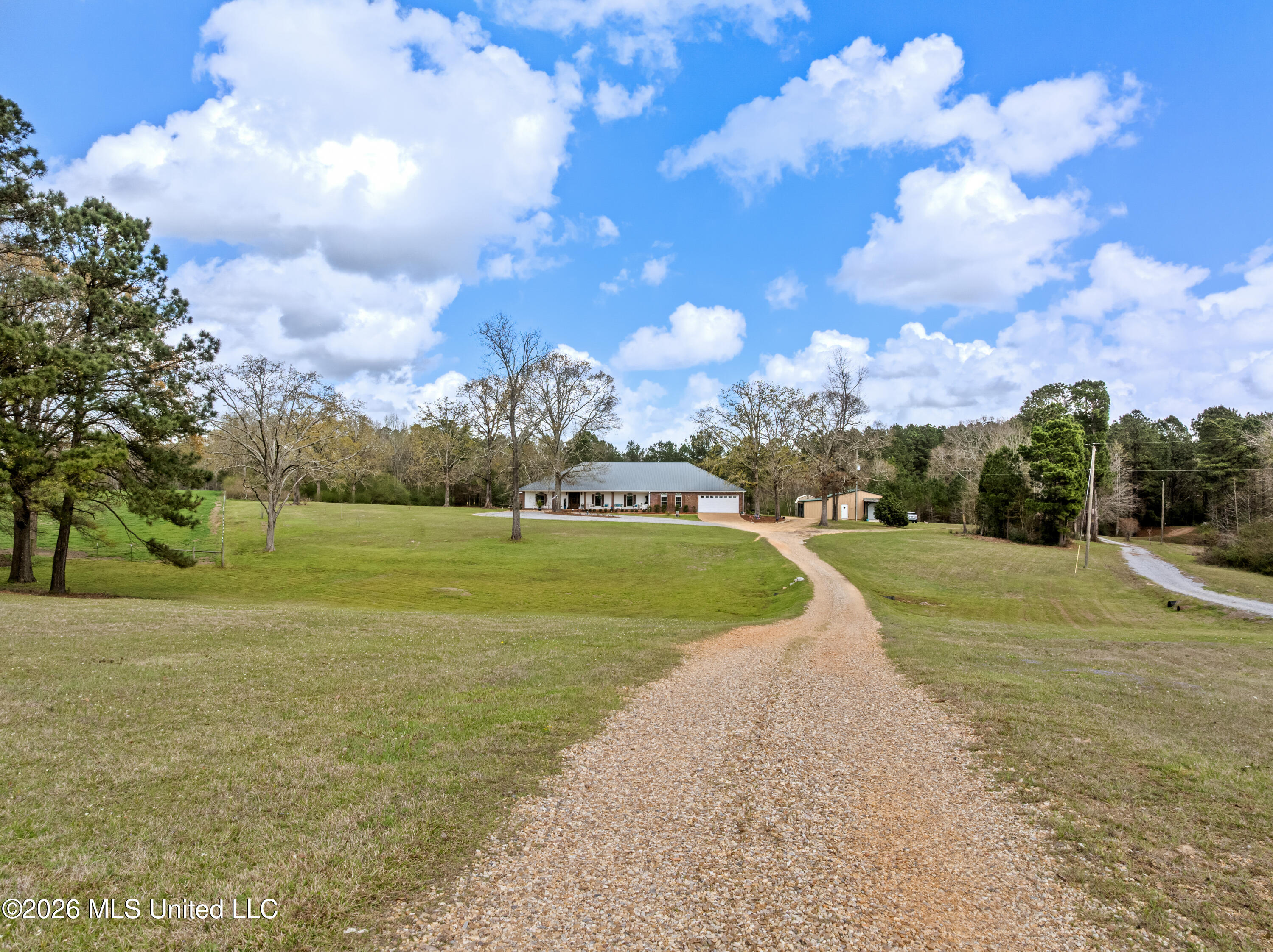 152 Highway 42 Property Photo 7