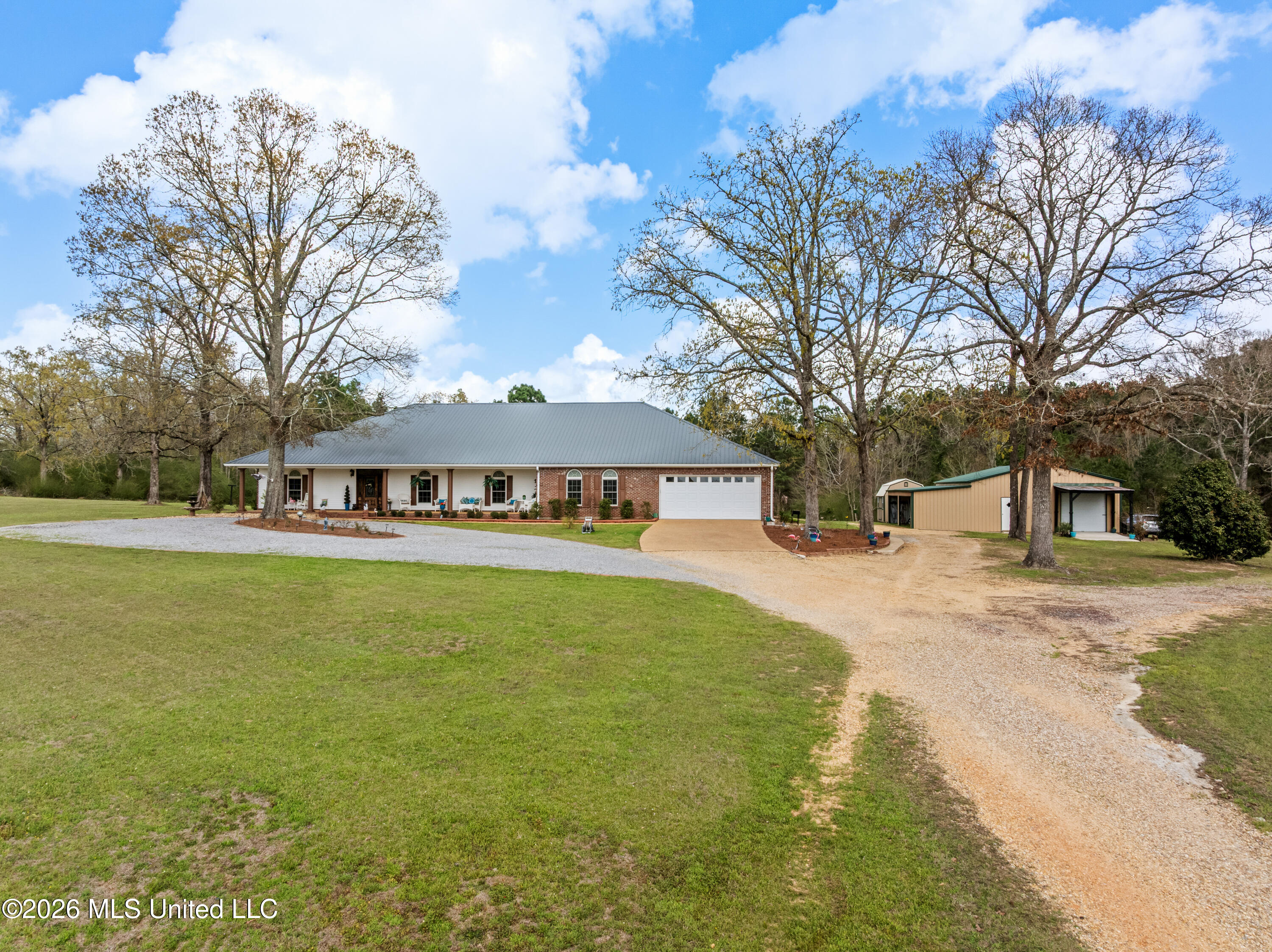 152 Highway 42 Property Photo 8