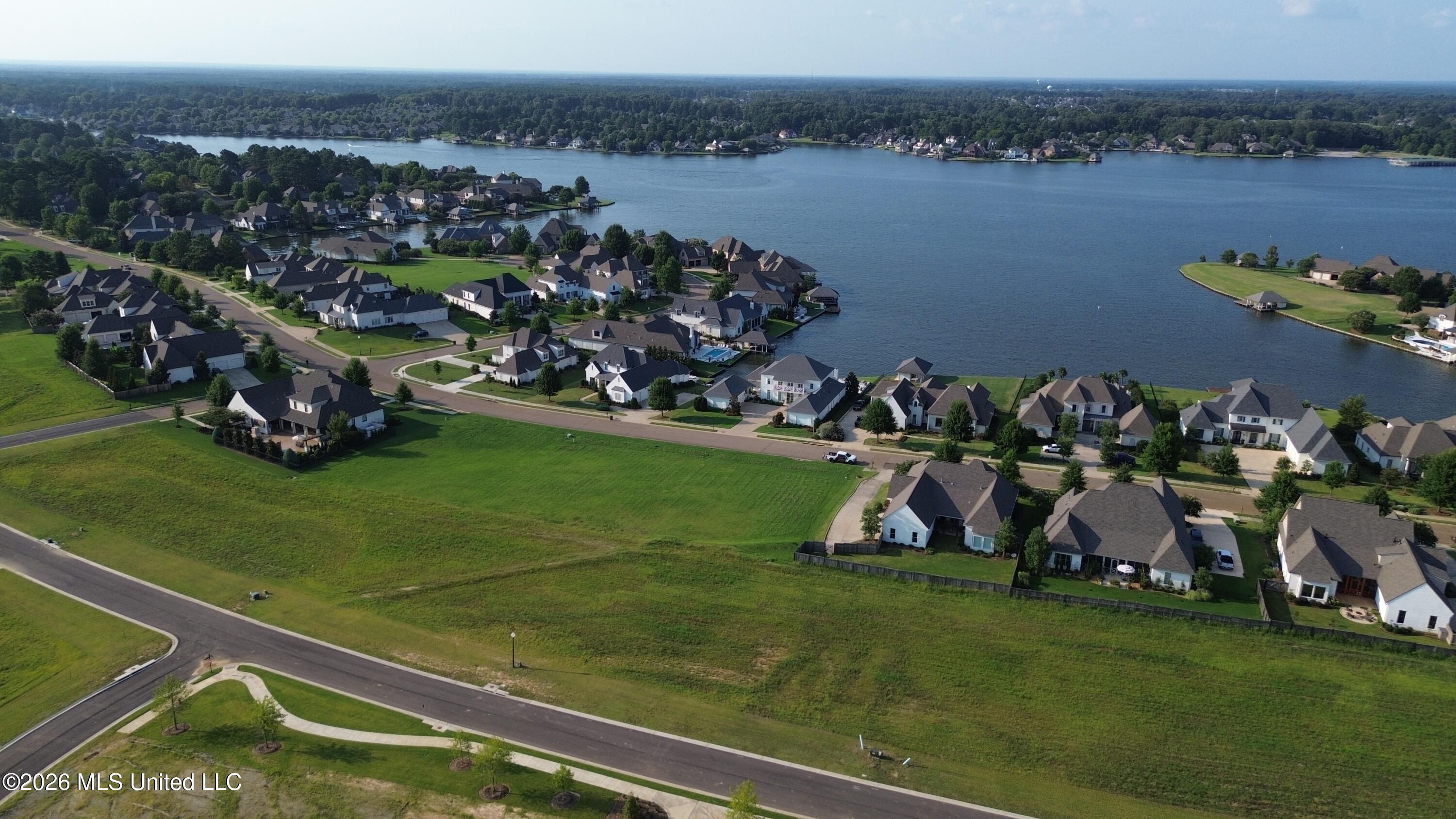 Q-37 Lake Village Drive Property Photo 8