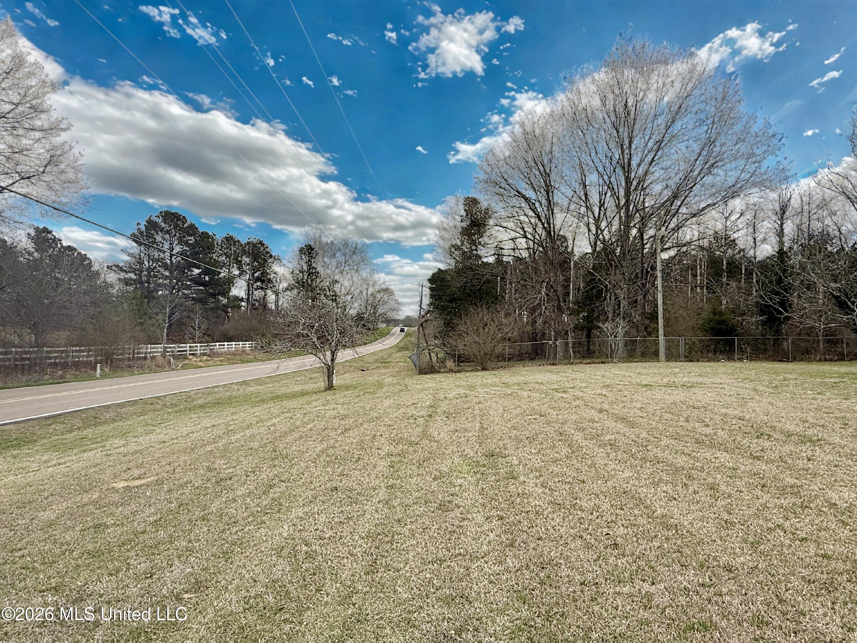 1068 E Gallman Road Property Photo 7
