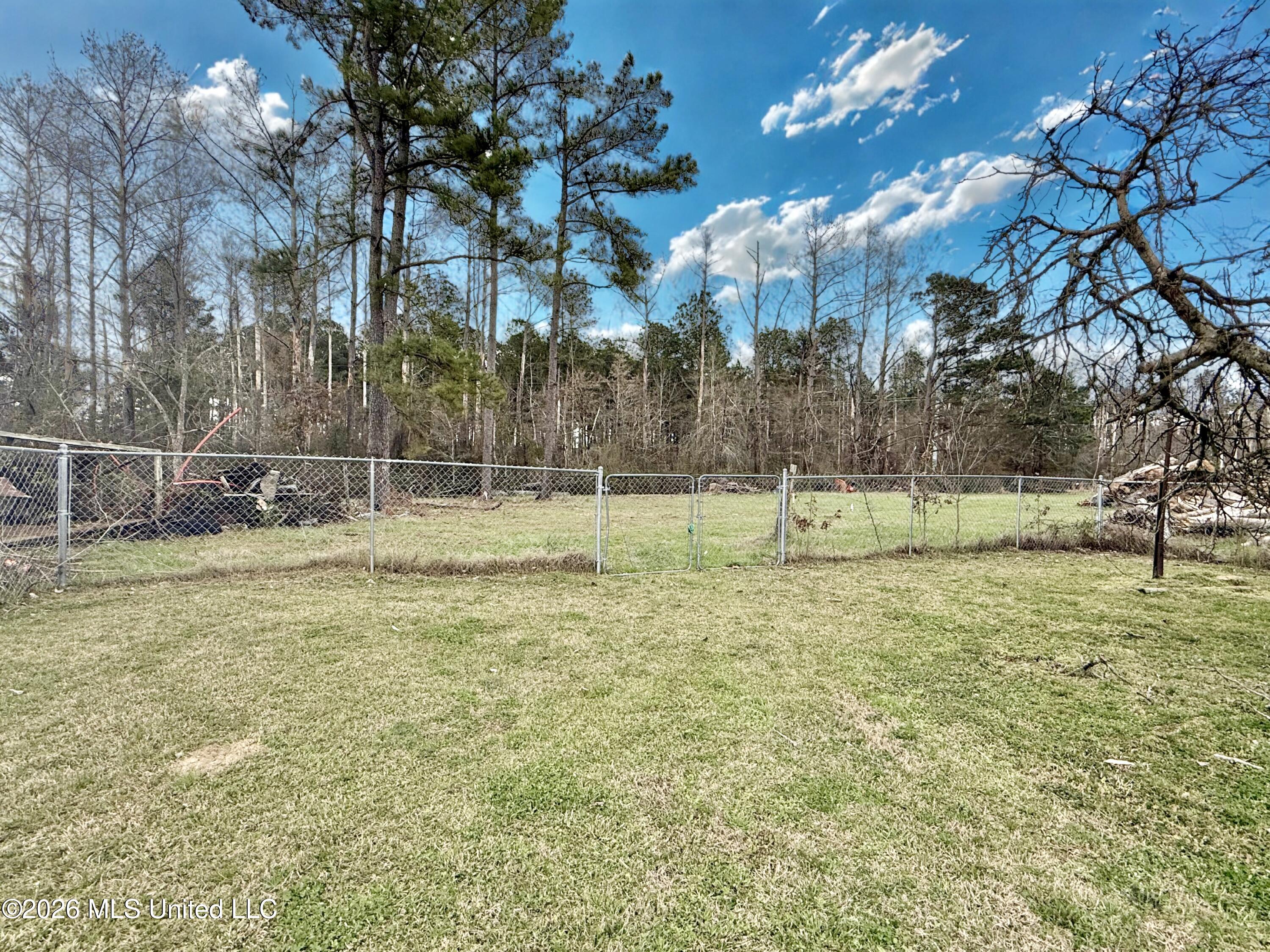 1068 E Gallman Road Property Photo 13