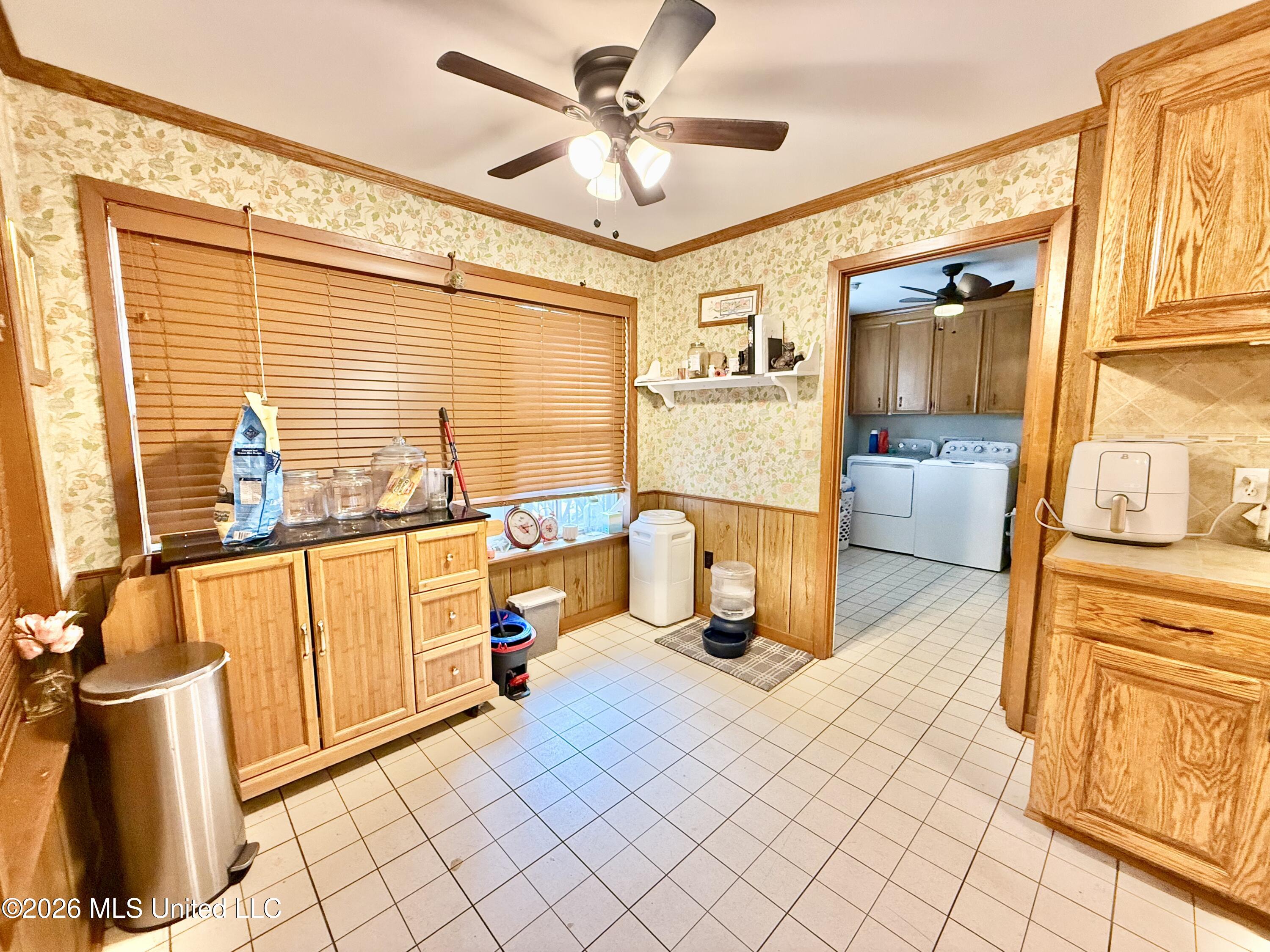 1068 E Gallman Road Property Photo 28