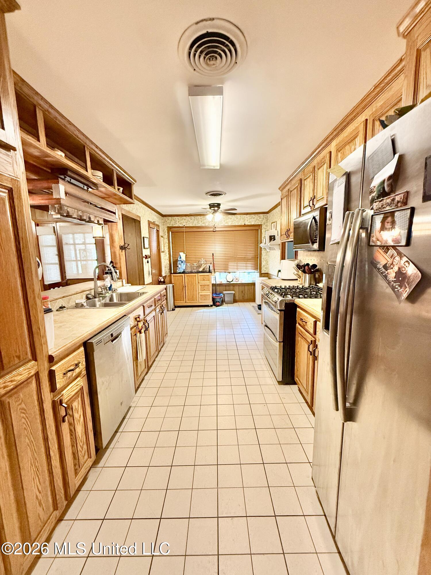 1068 E Gallman Road Property Photo 30