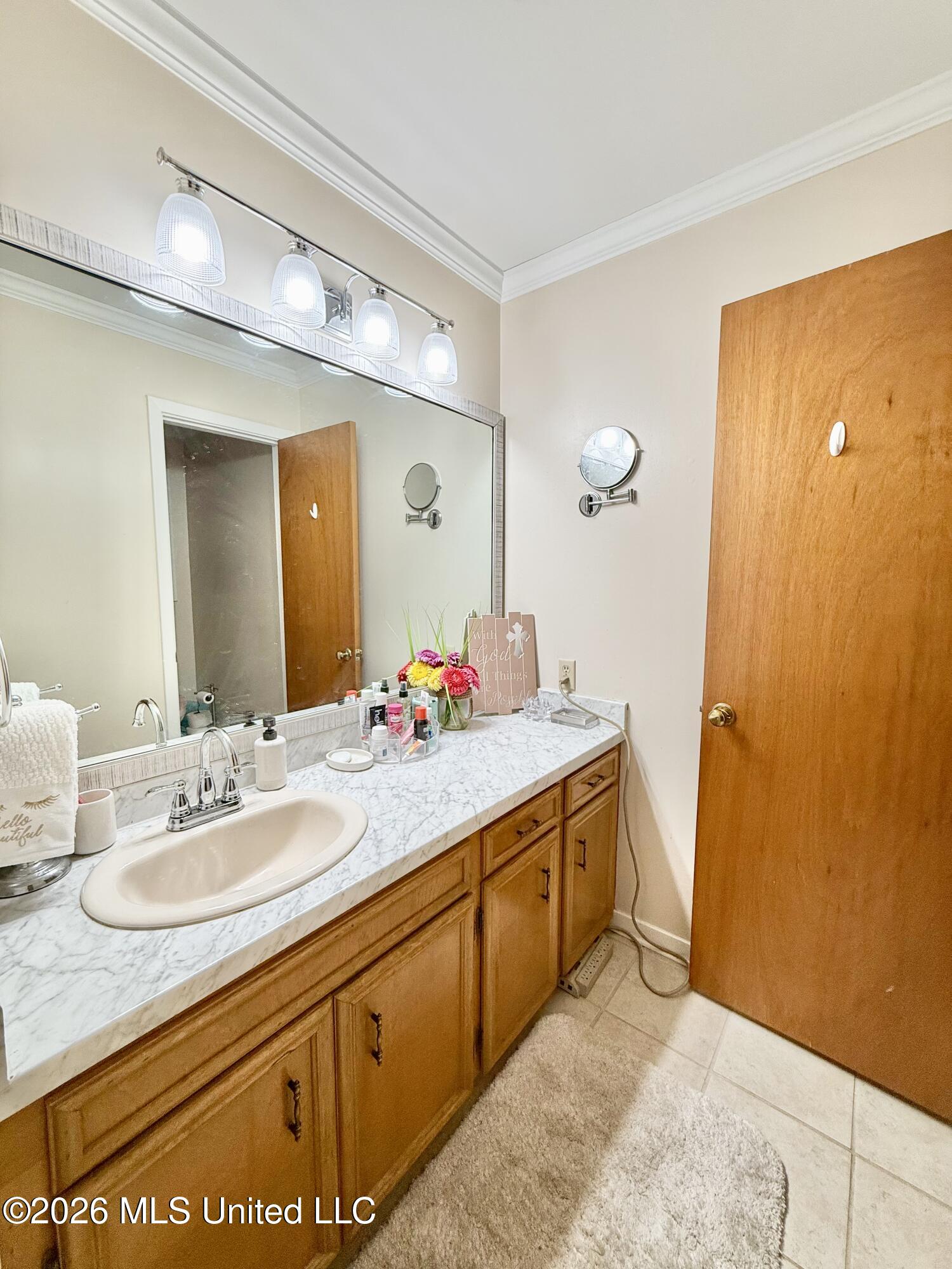 1068 E Gallman Road Property Photo 43