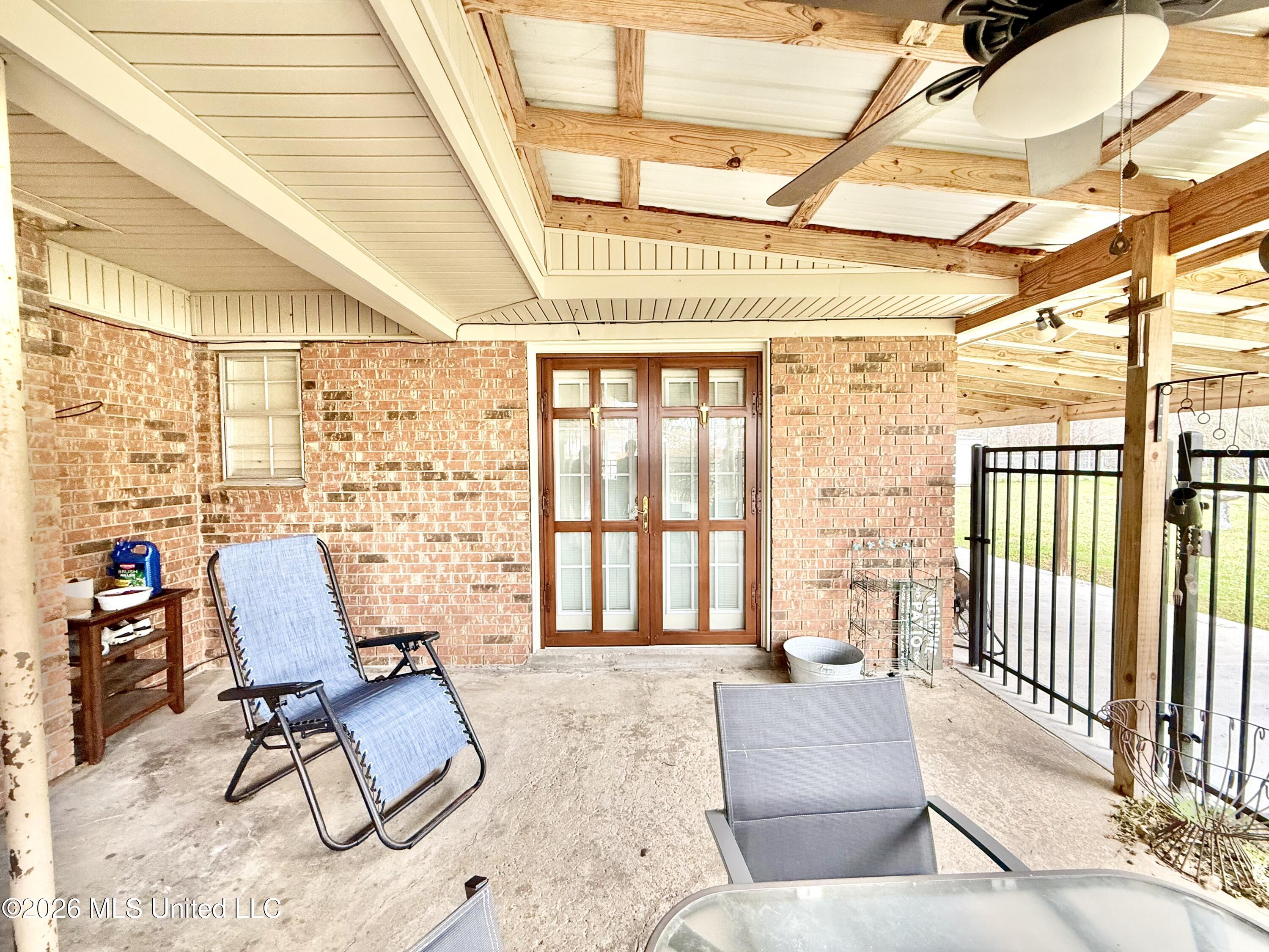 1068 E Gallman Road Property Photo 48