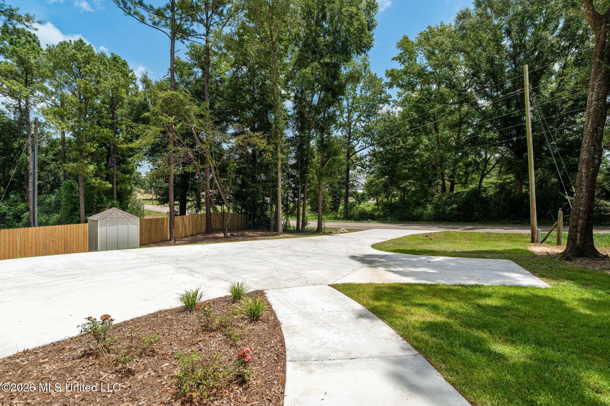 2461 Rocky Branch Road Property Photo 7