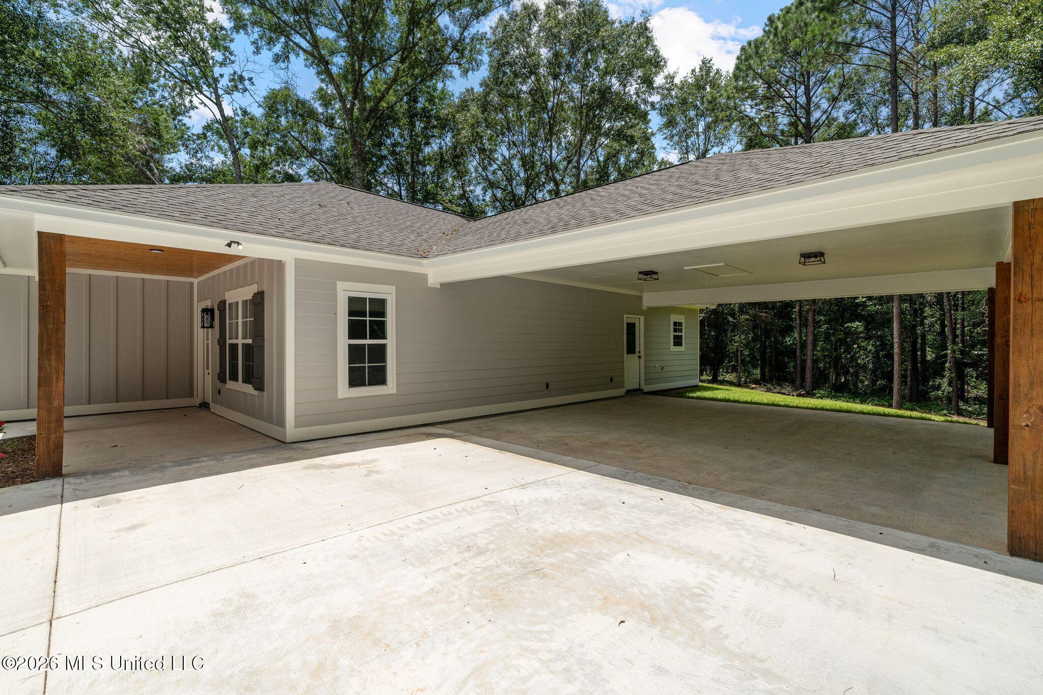 2461 Rocky Branch Road Property Photo 8