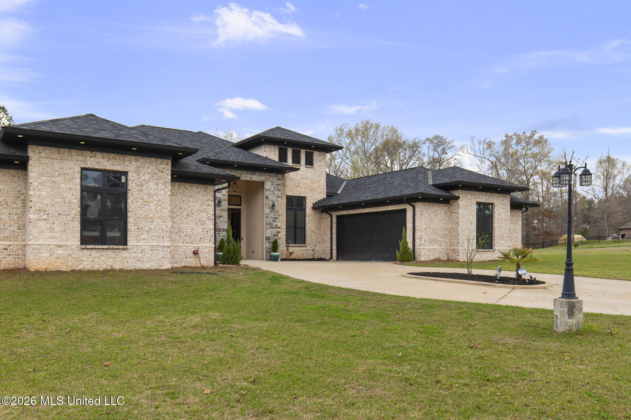 125 Breckenridge Drive Property Photo 4