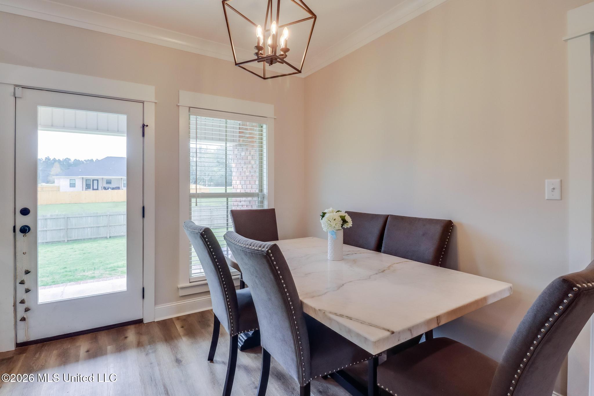 6 Stephens Lane Property Photo 6