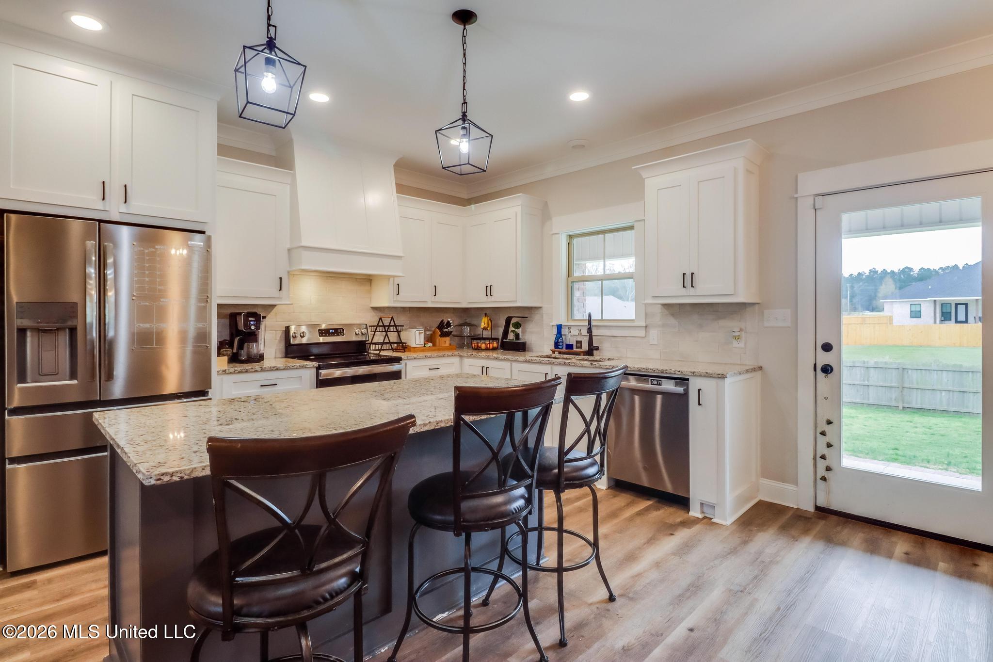 6 Stephens Lane Property Photo 8