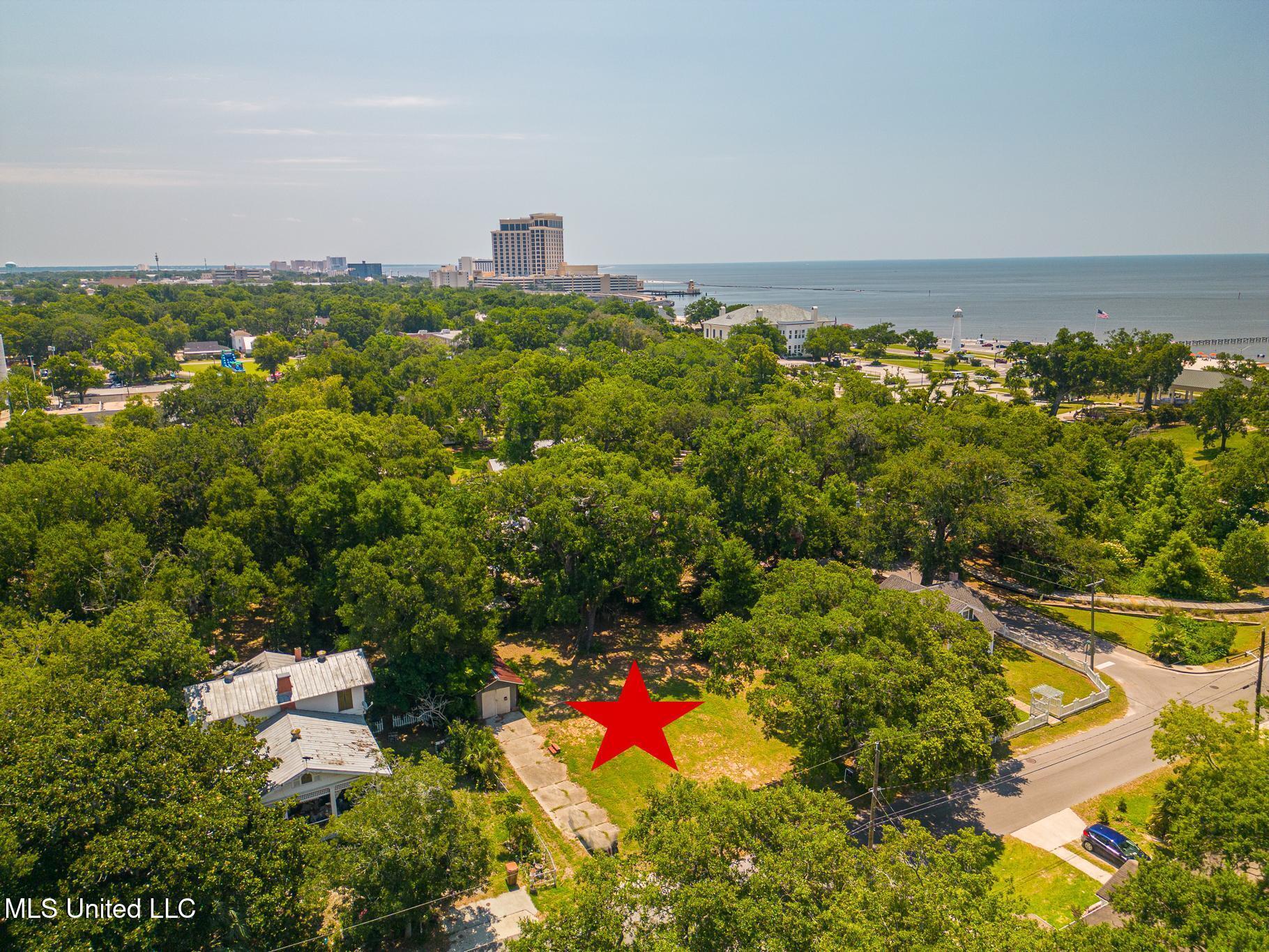146 Gill Avenue Property Photo 1