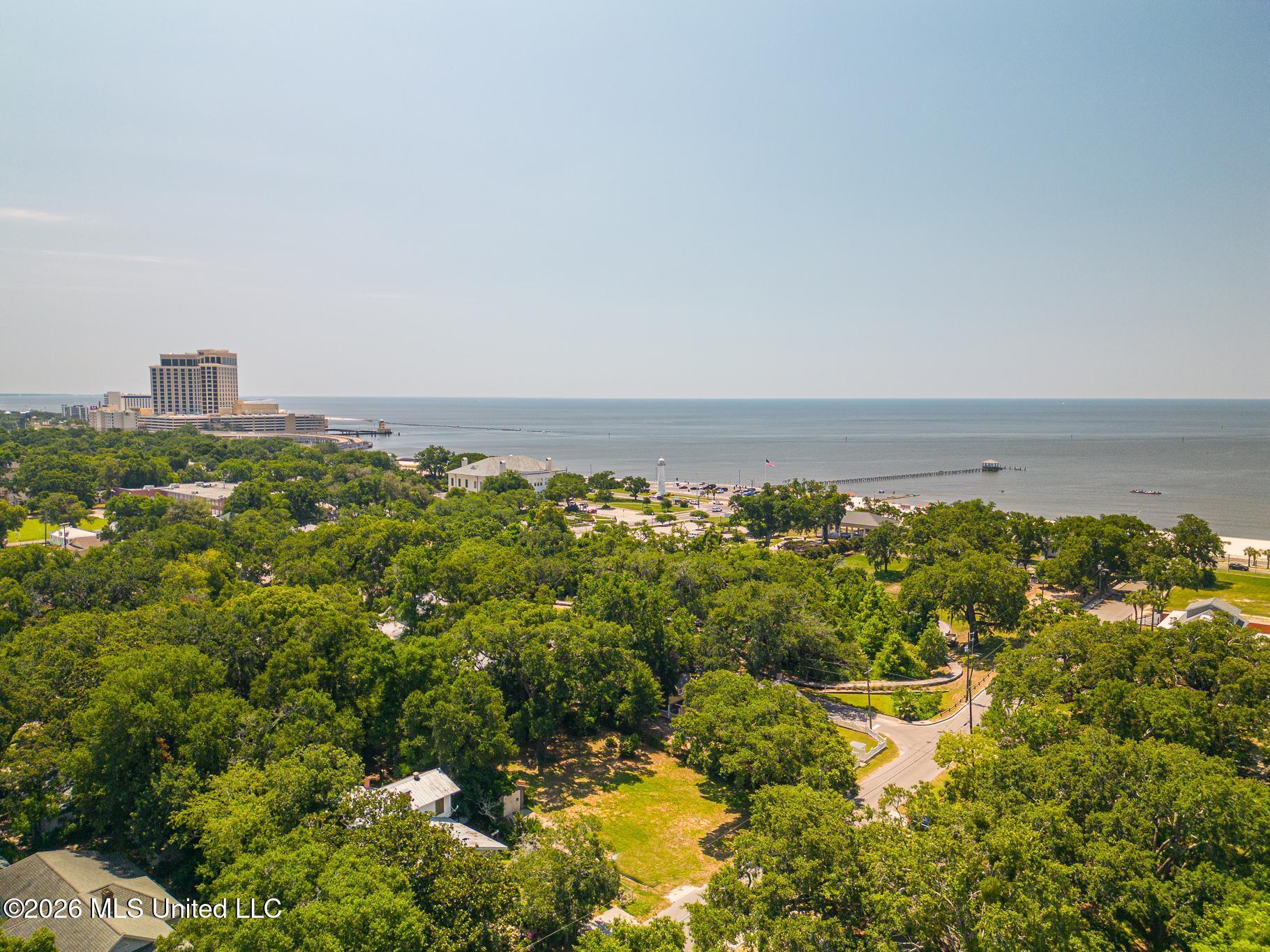 146 Gill Avenue Property Photo 12