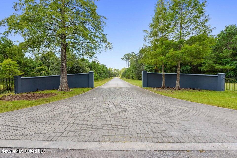 119 Blue Ridge Court Property Photo 1