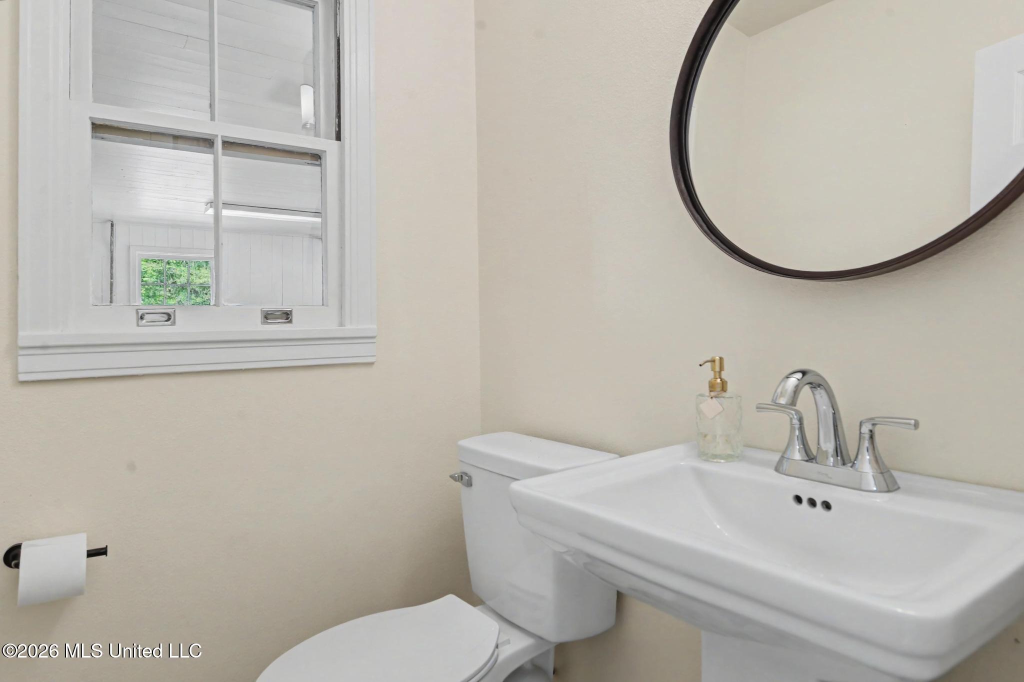 400 Manila Street Property Photo 9