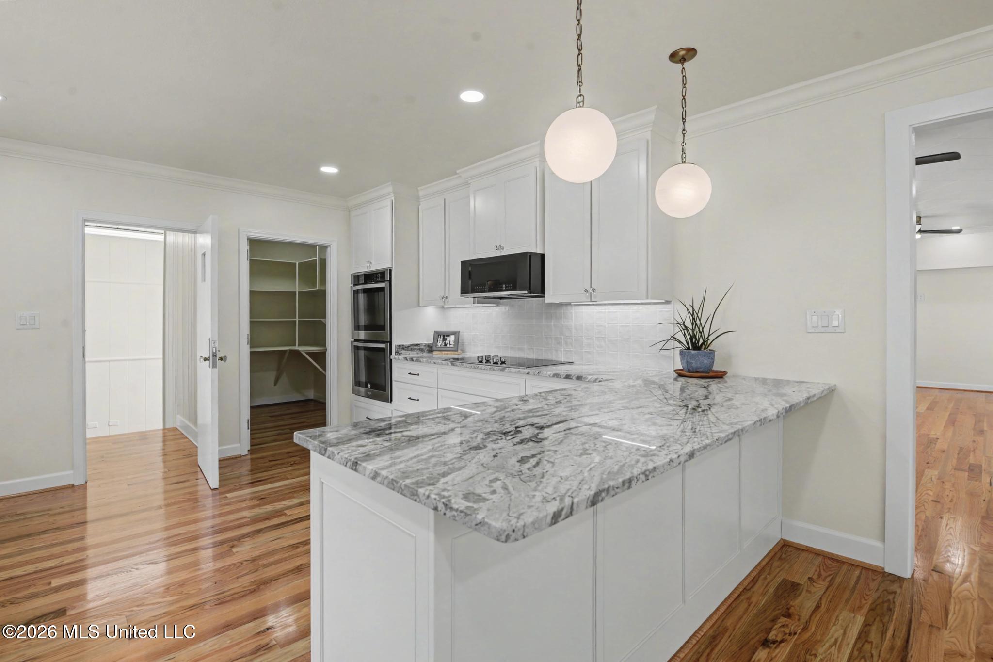 400 Manila Street Property Photo 10
