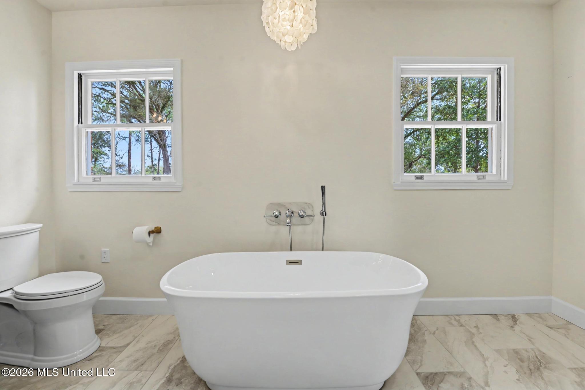 400 Manila Street Property Photo 18