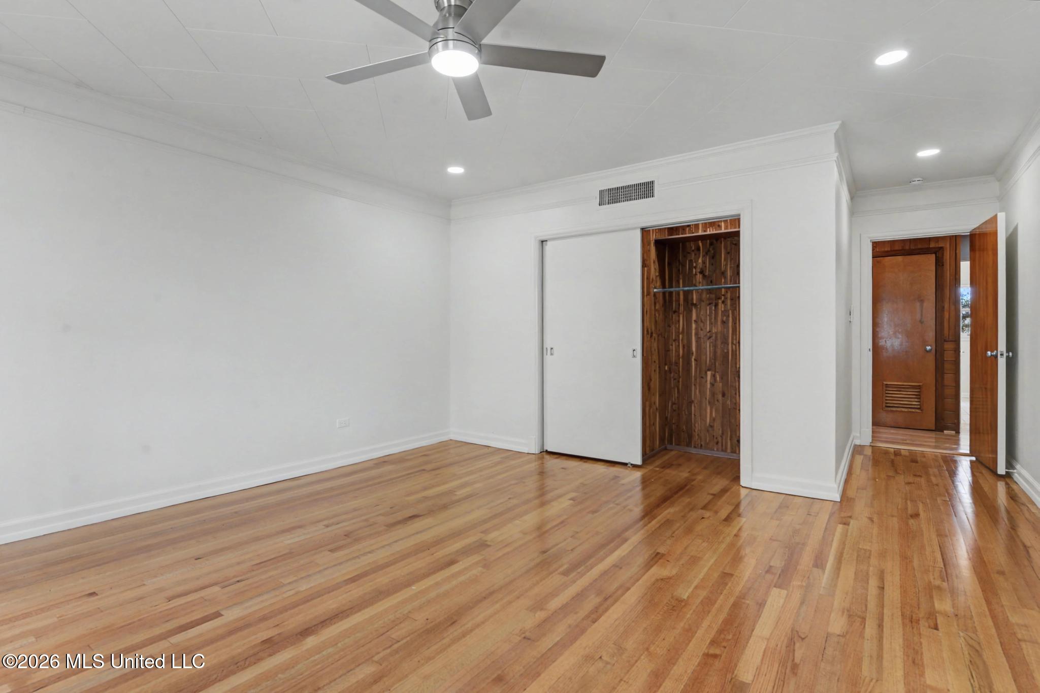 400 Manila Street Property Photo 23