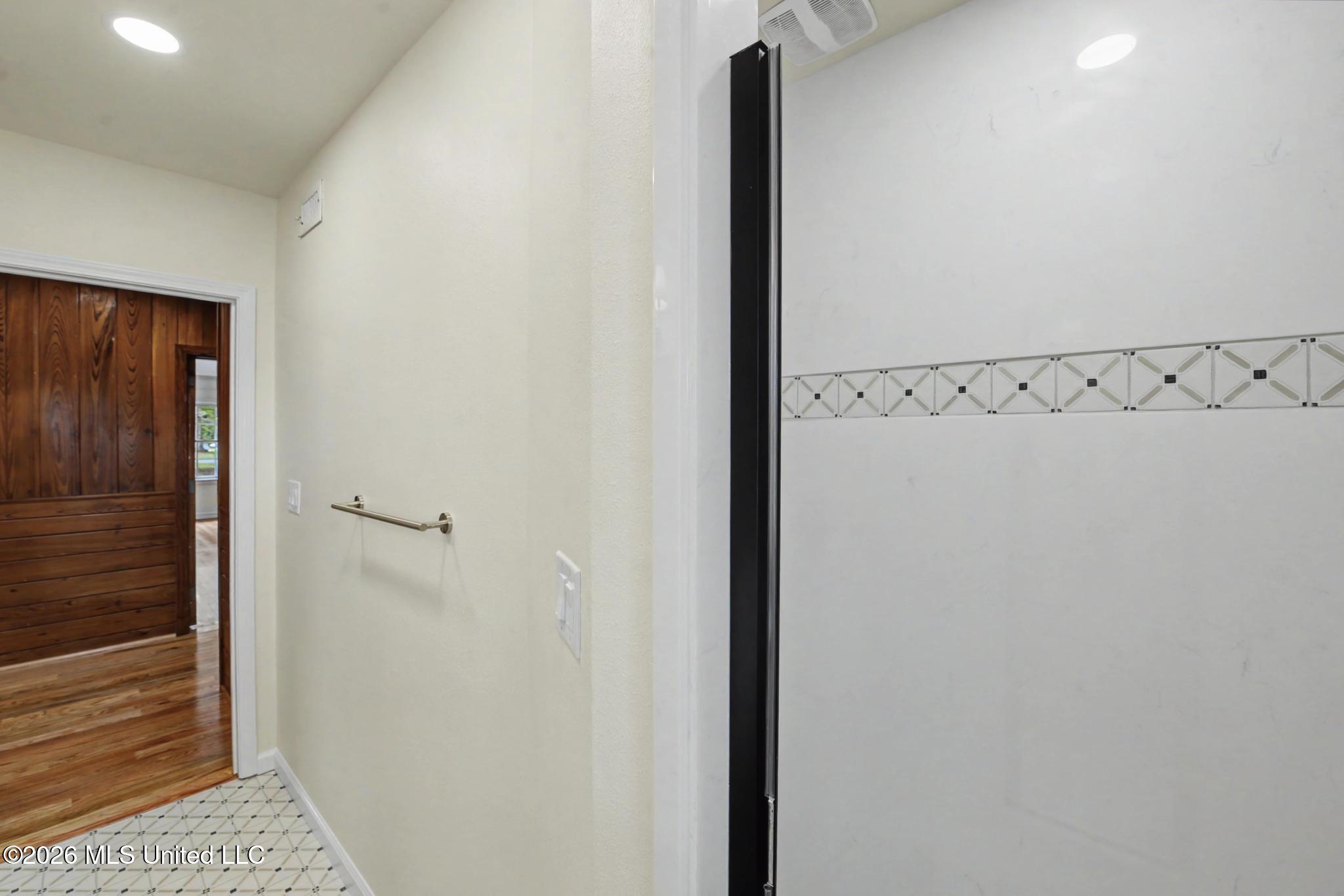 400 Manila Street Property Photo 27