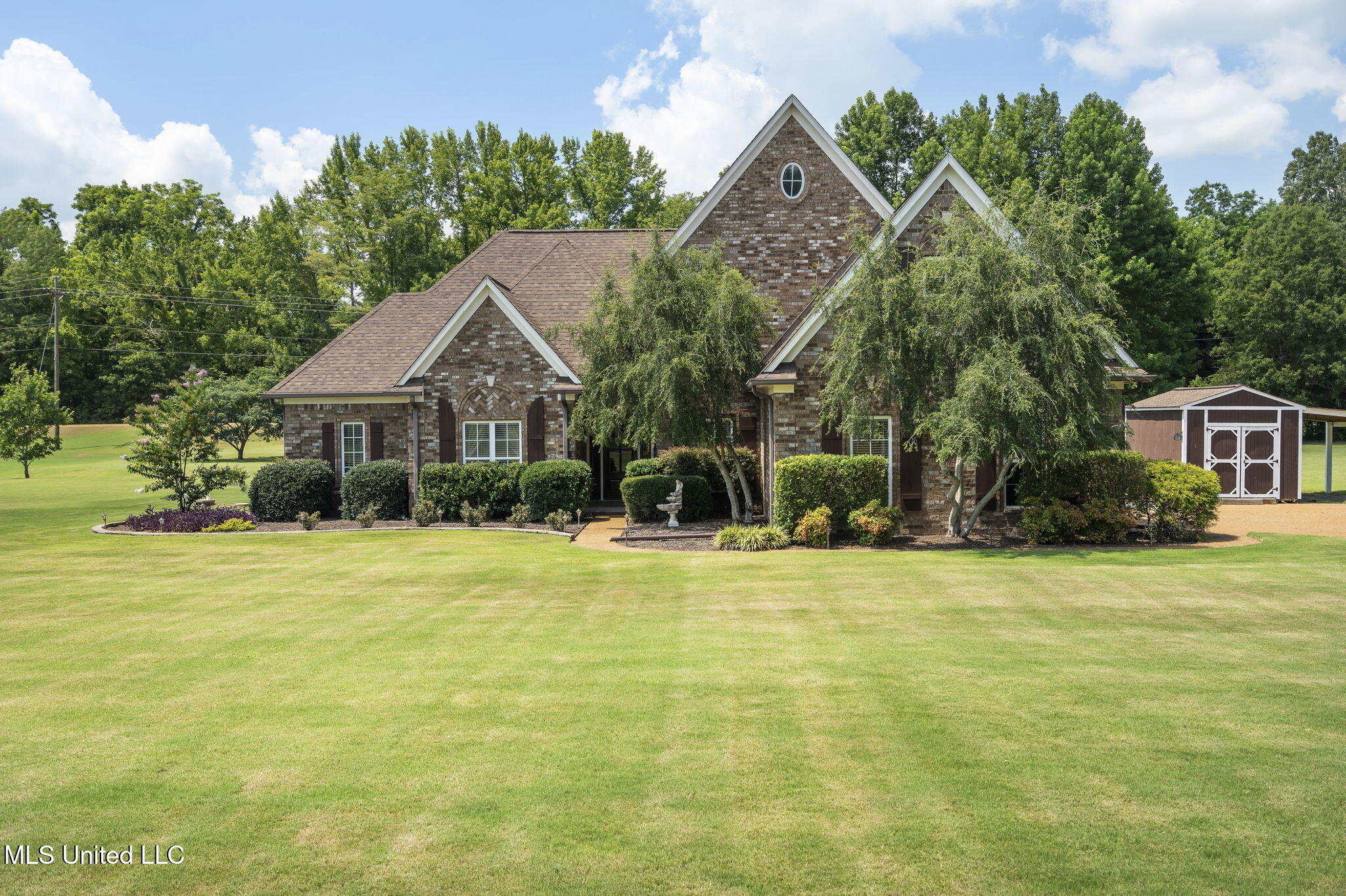 10080 Green Forest Drive Property Photo 2