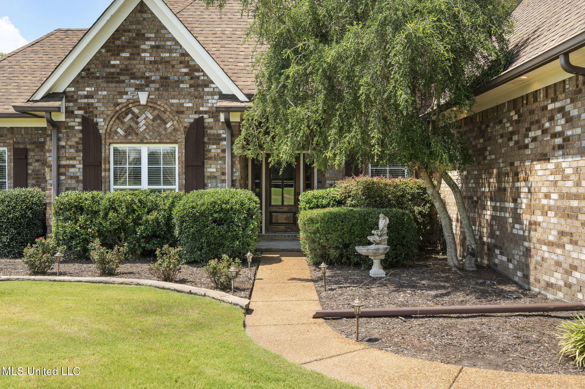 10080 Green Forest Drive Property Photo 8