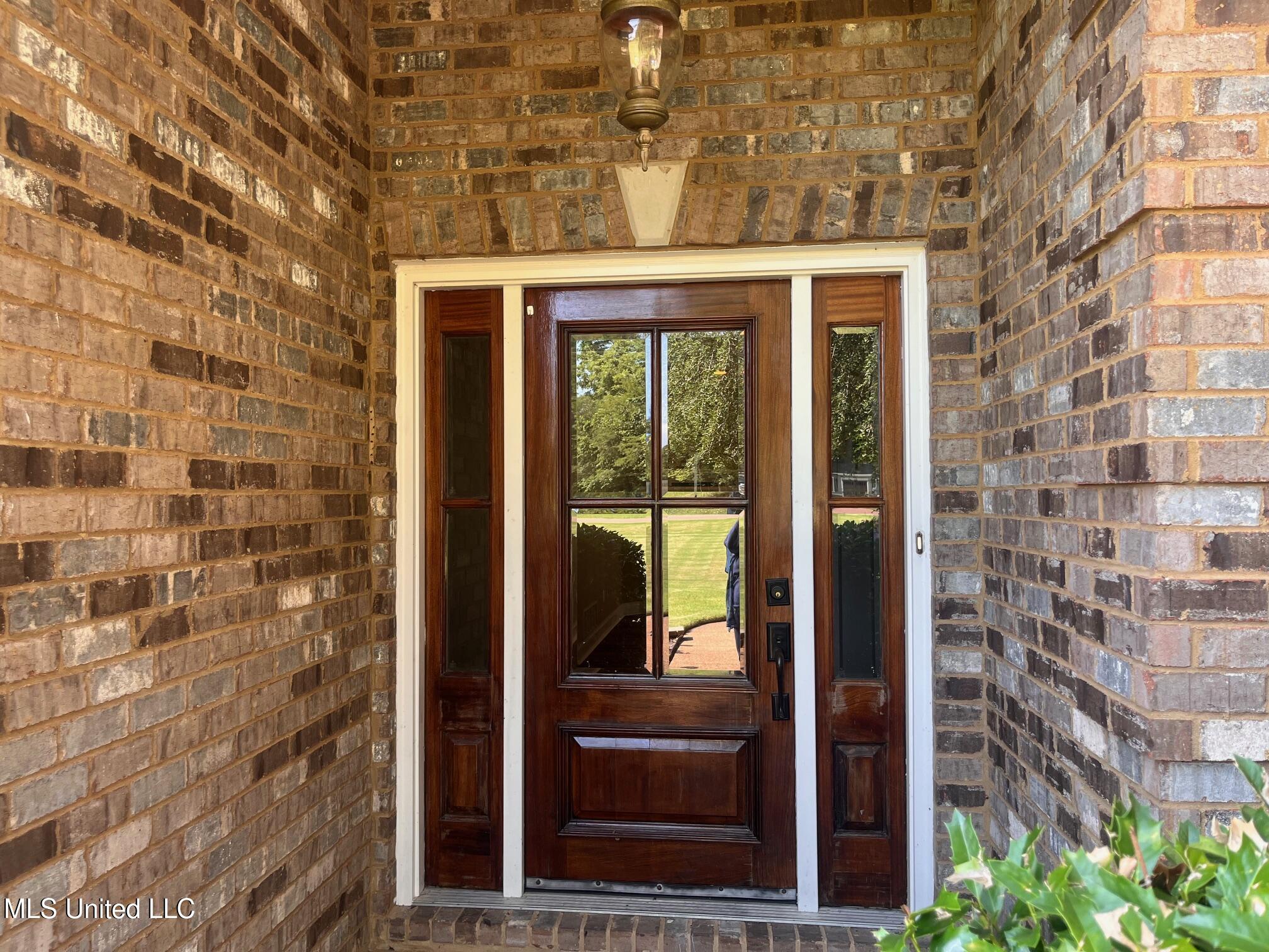10080 Green Forest Drive Property Photo 9